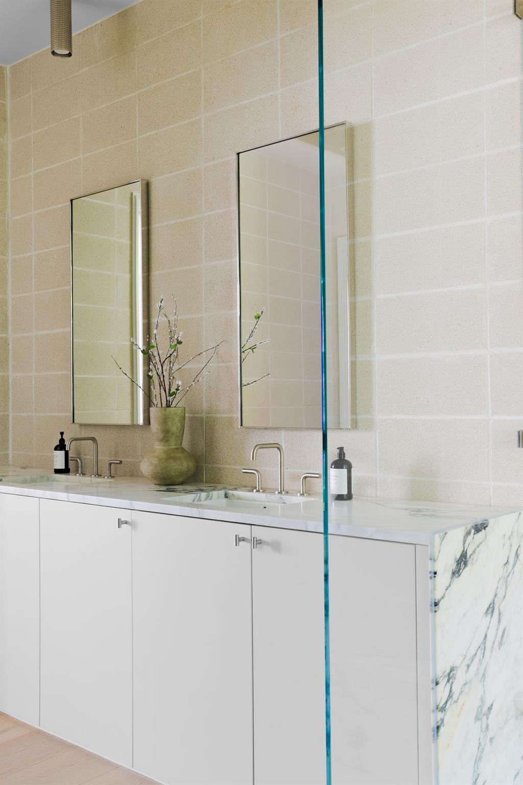 5205 Scenic View Dr, Austin, TX 78746