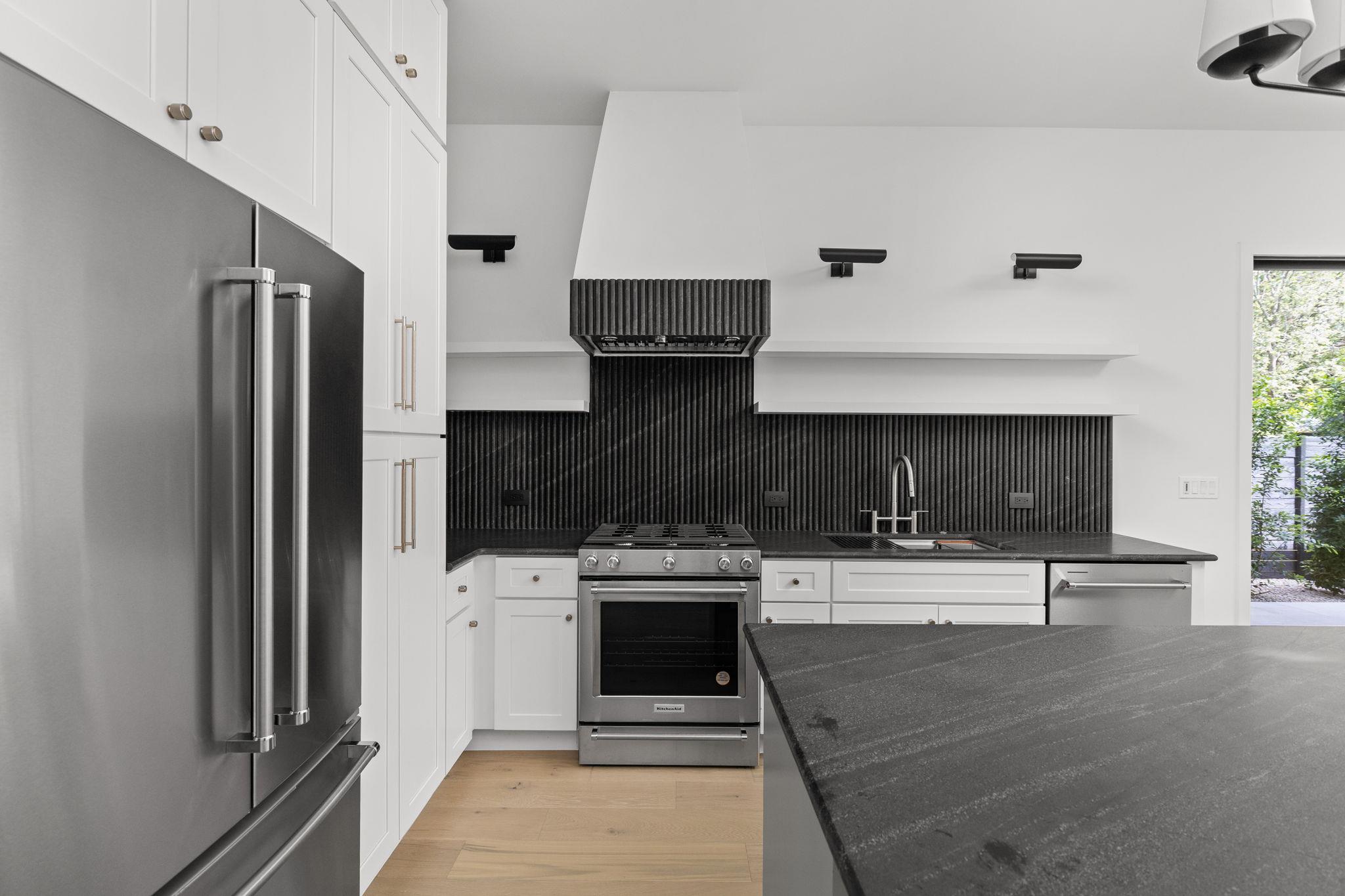 4911 Duval St, Austin, TX 78751