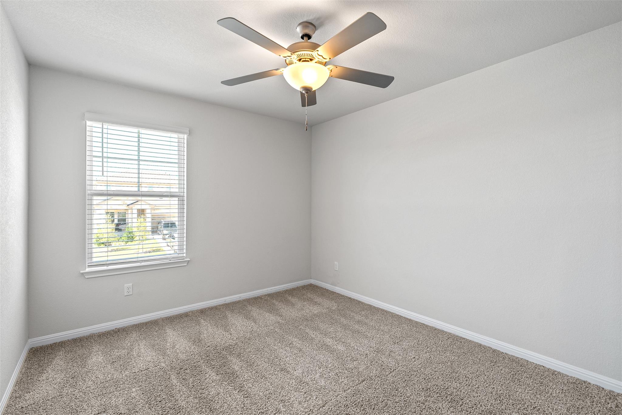 207 El Capitan Loop, Dripping Springs, TX 78620