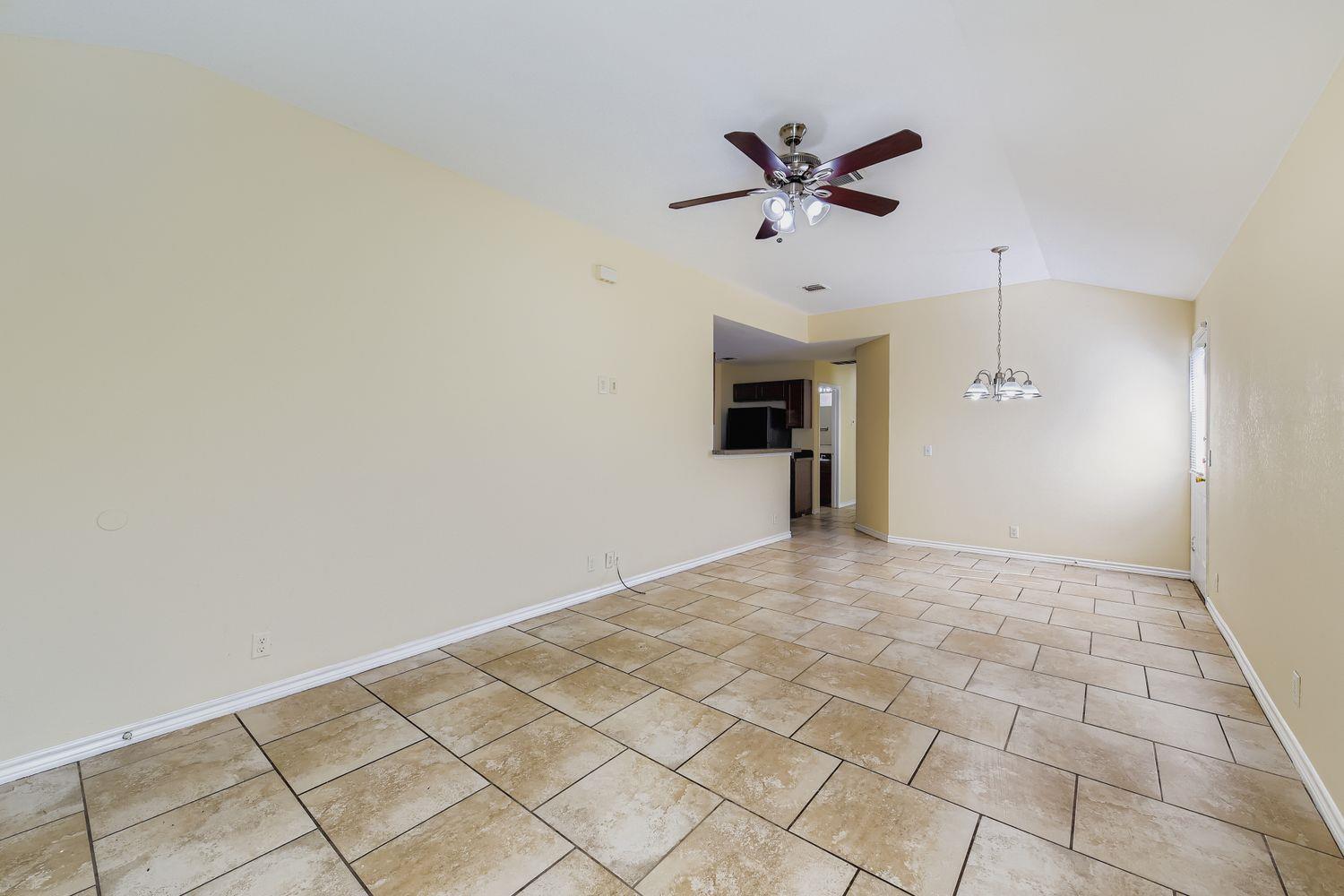 1010-1014 Trail Driver Cv, Georgetown, TX 78626