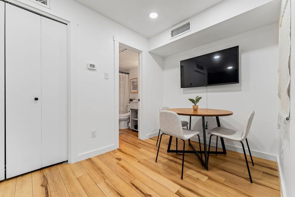 1840 Burton Dr # 172, Austin, TX 78741