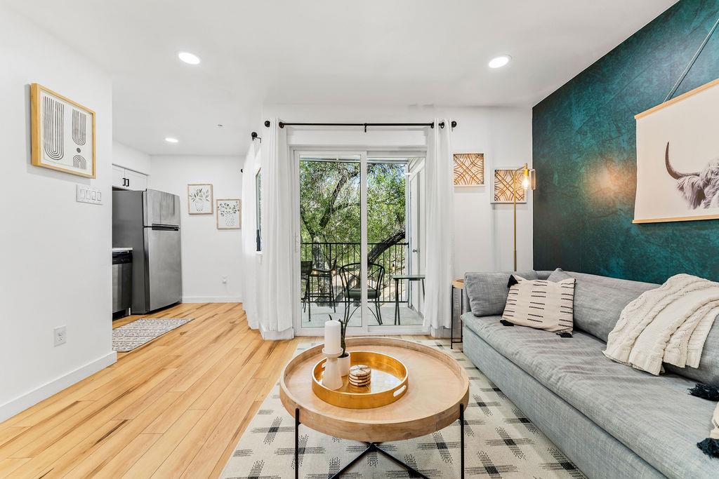 1840 Burton Dr # 172, Austin, TX 78741