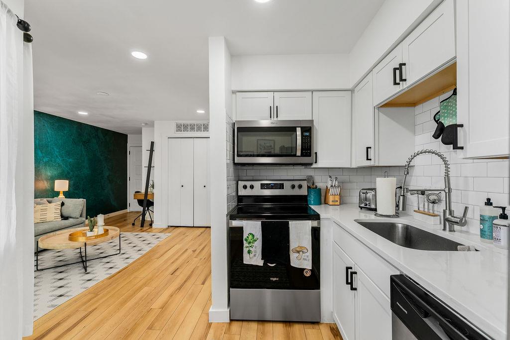 1840 Burton Dr # 172, Austin, TX 78741