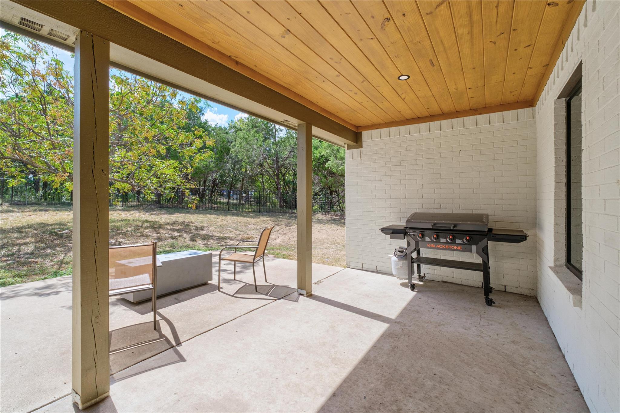 115 Signal Hill Dr, Leander, TX 78641