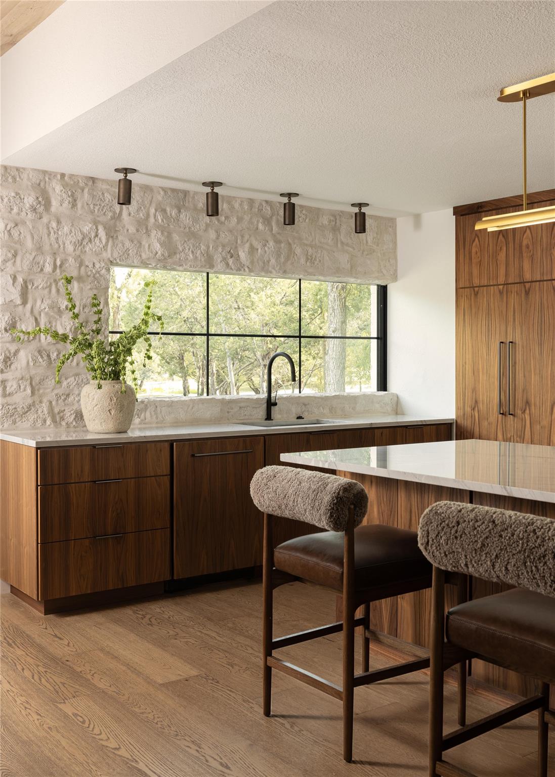 115 Signal Hill Dr, Leander, TX 78641