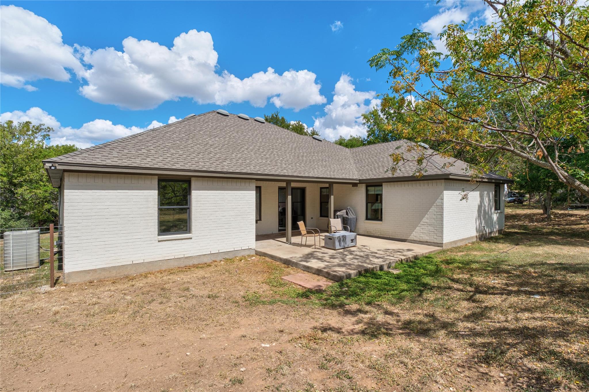 115 Signal Hill Dr, Leander, TX 78641