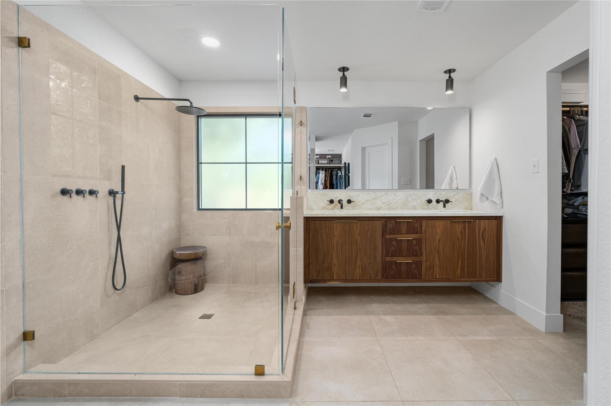 115 Signal Hill Dr, Leander, TX 78641