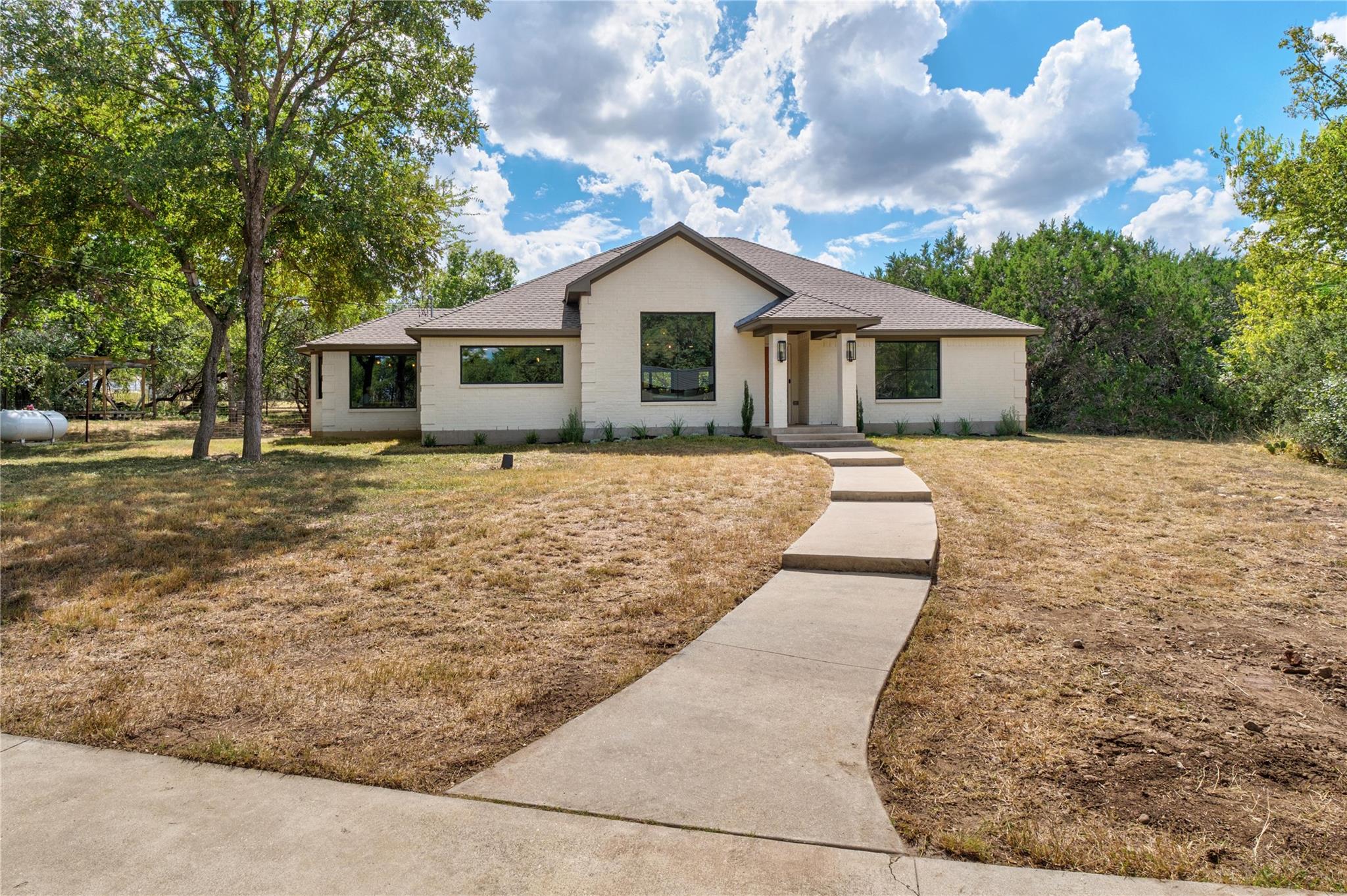 115 Signal Hill Dr, Leander, TX 78641