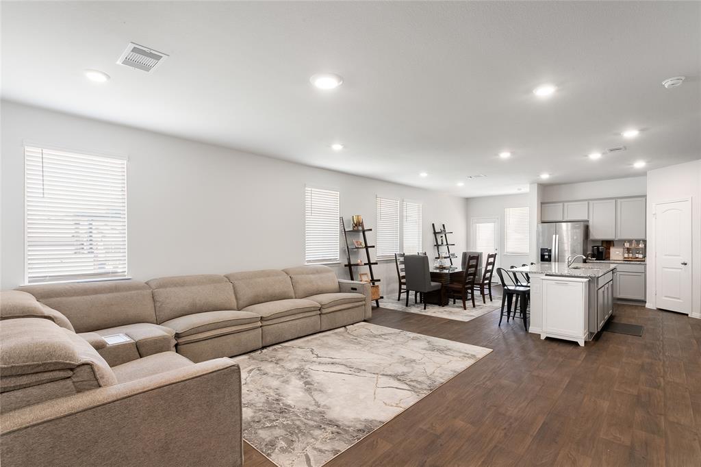 288 Caddo Bnd, Kyle, TX 78640