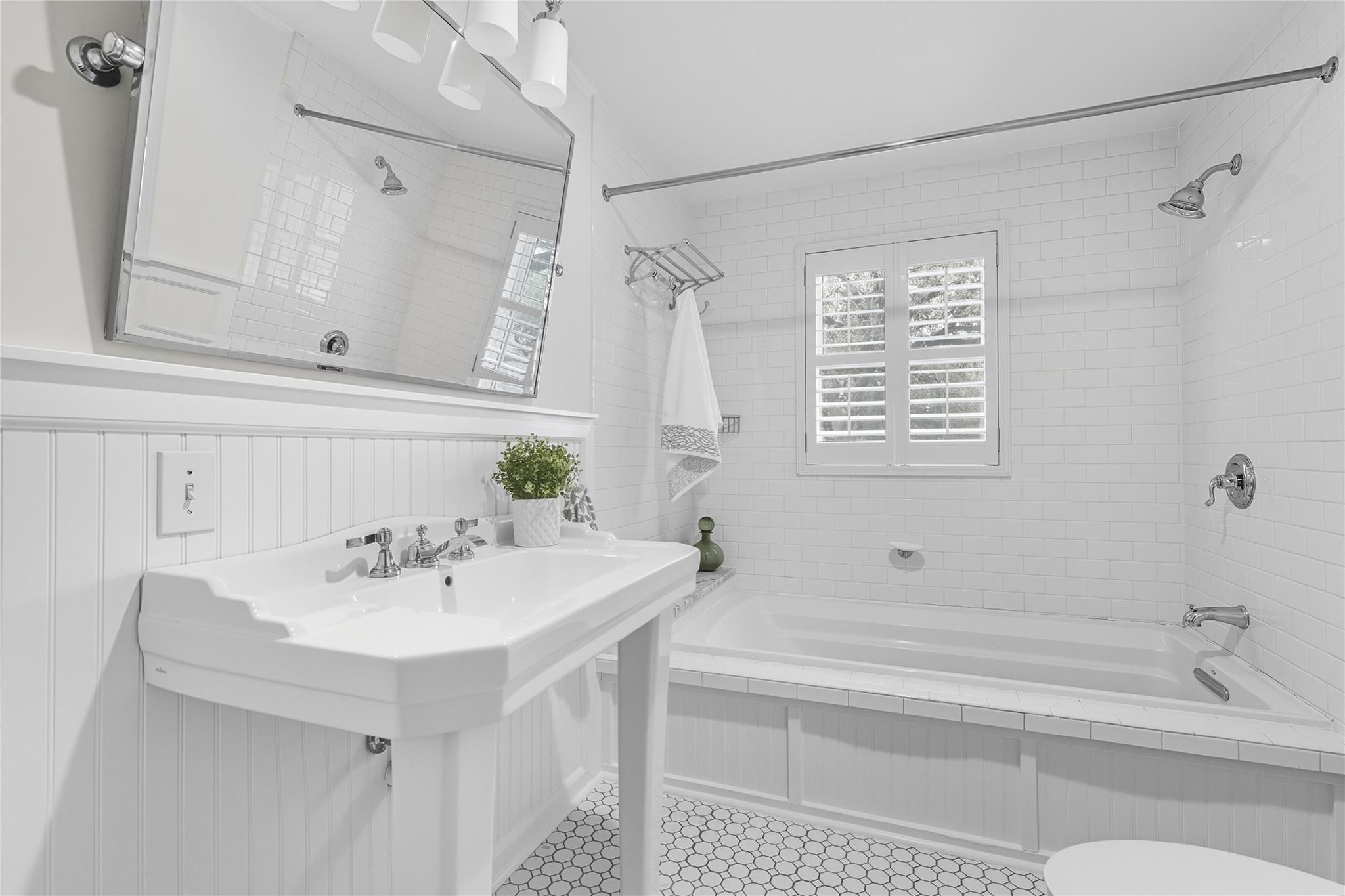 3003 Burleson Rd, Austin, TX 78741