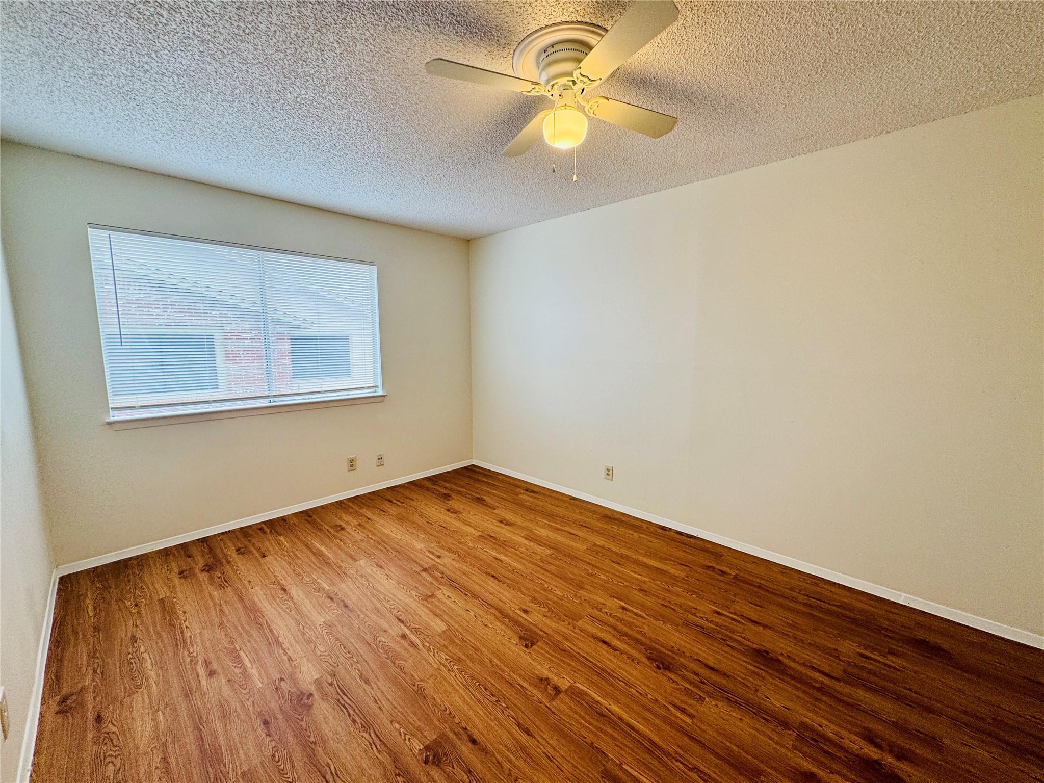 8905 Parkfield Dr # 201, Austin, TX 78758