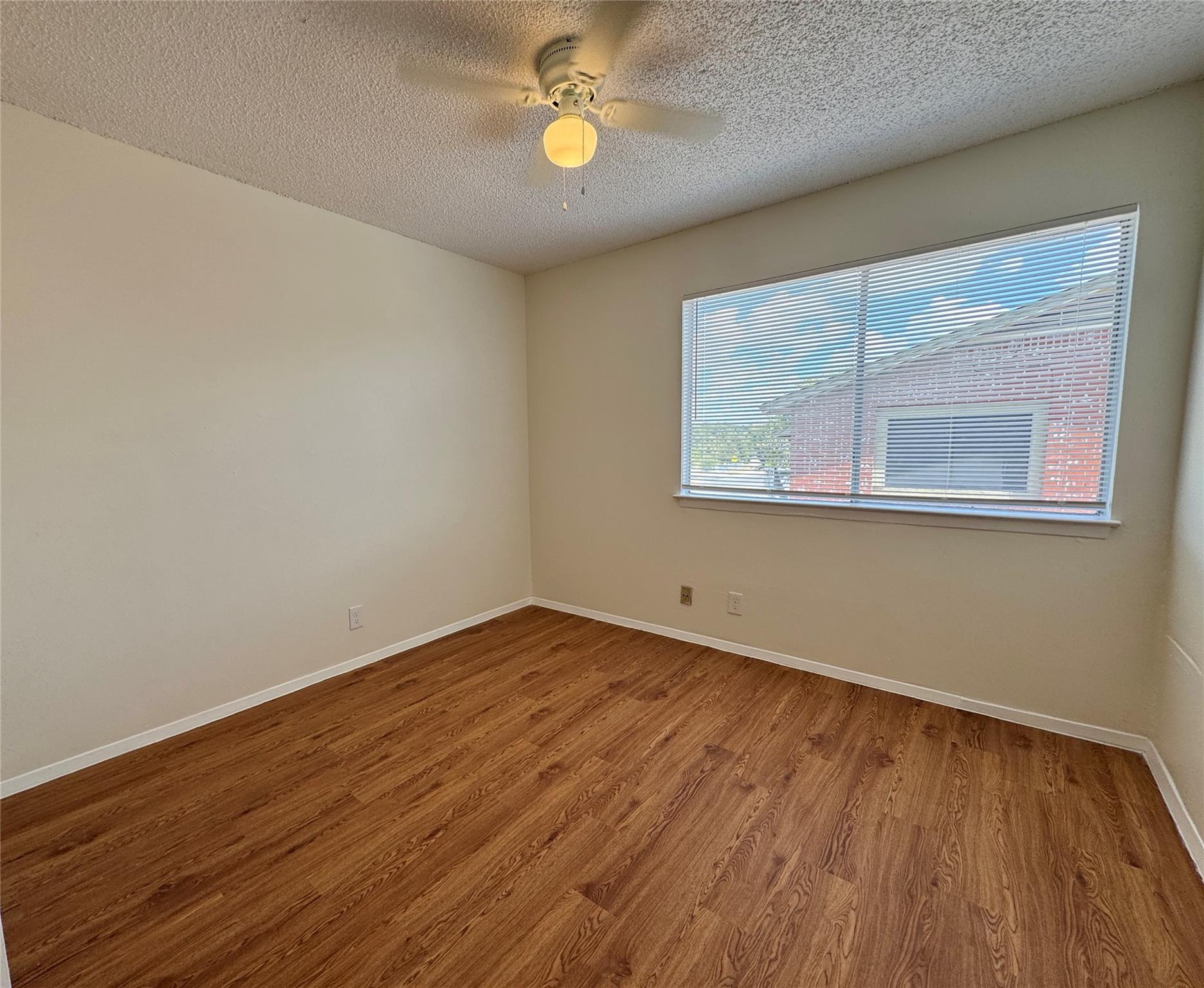 8905 Parkfield Dr # 201, Austin, TX 78758