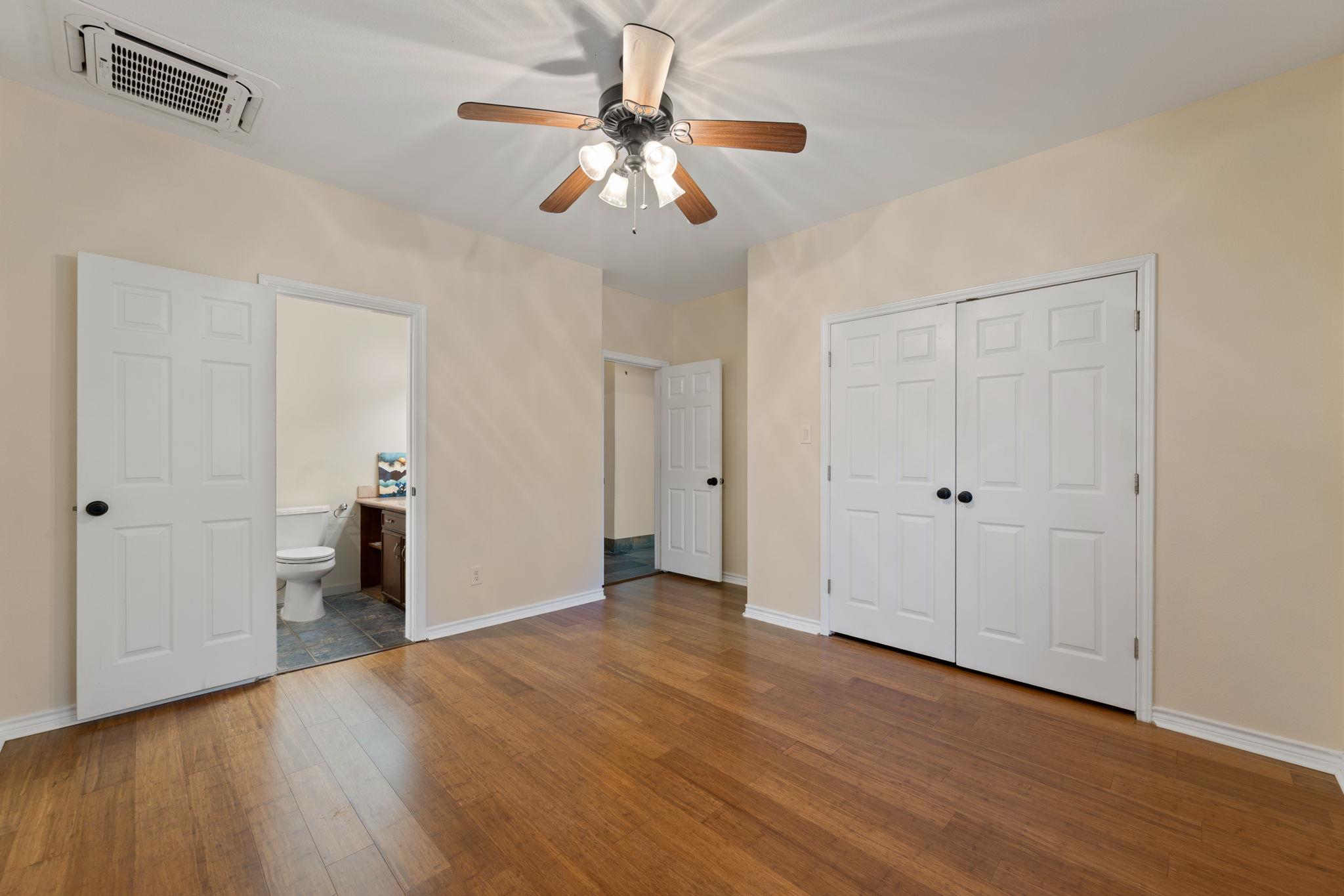 158 Uriah Dr, Elgin, TX 78621