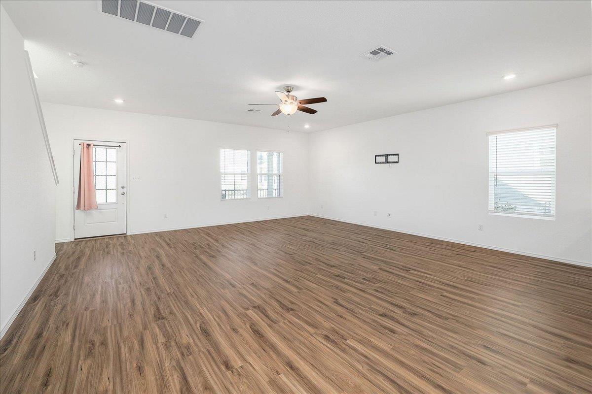 1340 Linwood St, Leander, TX 78641