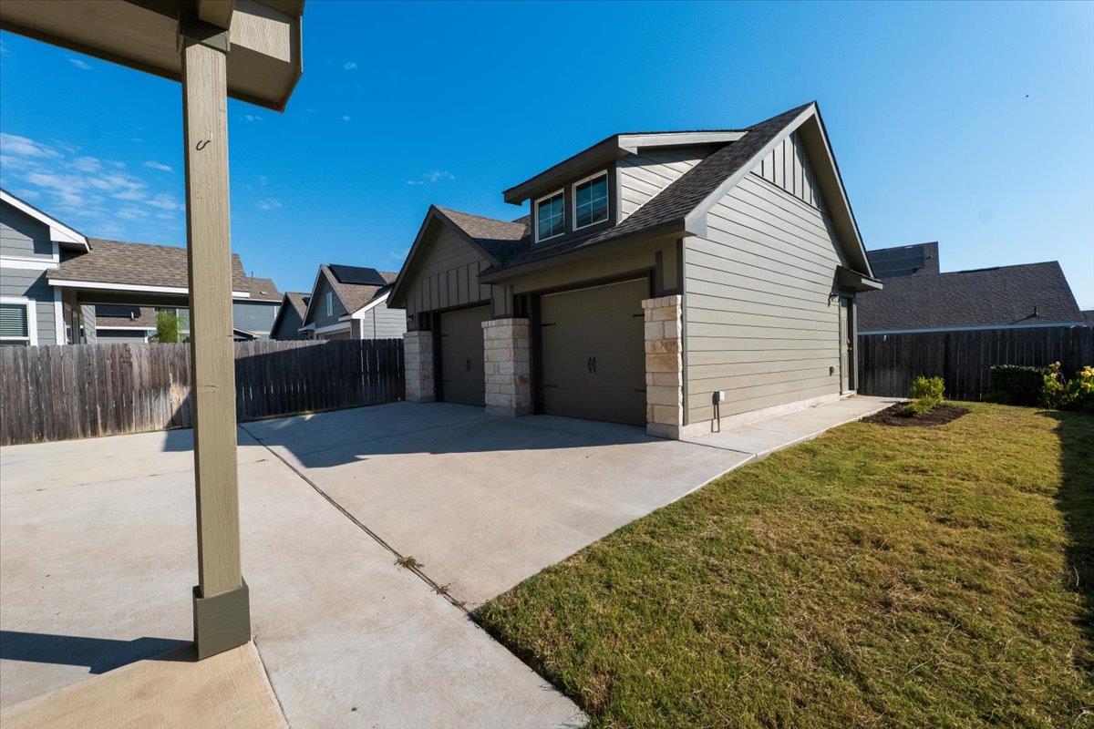 1340 Linwood St, Leander, TX 78641