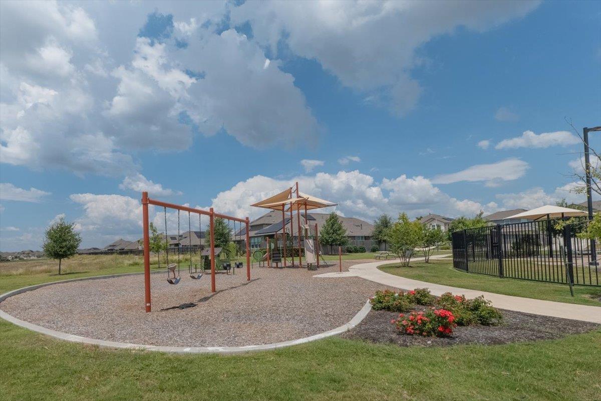 1340 Linwood St, Leander, TX 78641