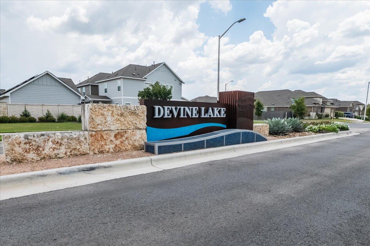 1340 Linwood St, Leander, TX 78641