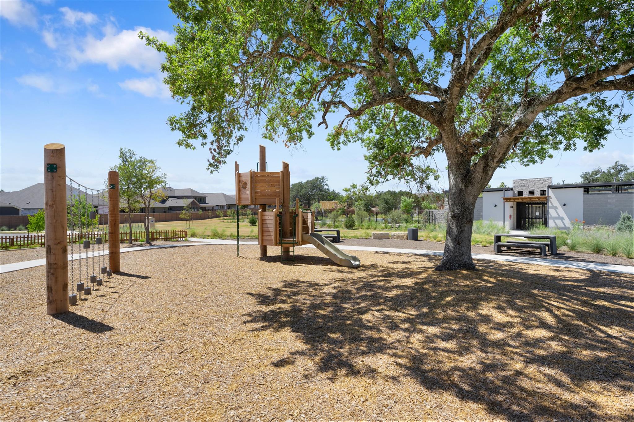 208 Golden Gate Ln, Kyle, TX 78640