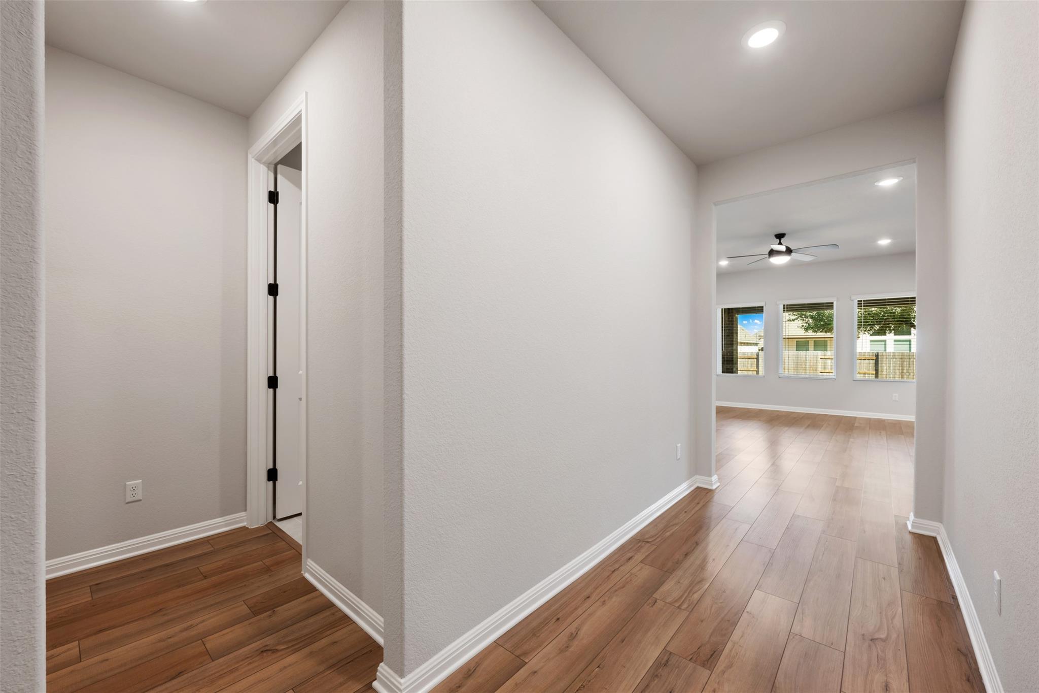 208 Golden Gate Ln, Kyle, TX 78640