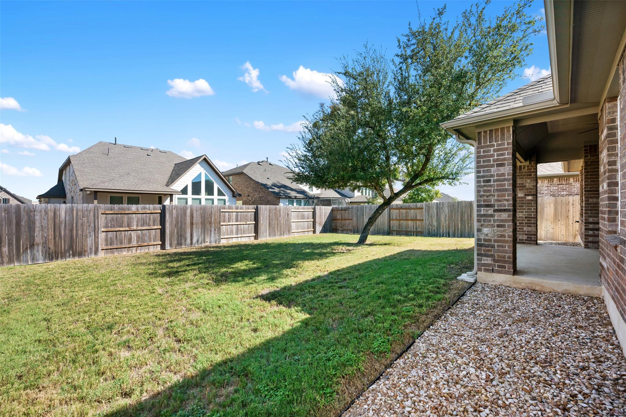 208 Golden Gate Ln, Kyle, TX 78640