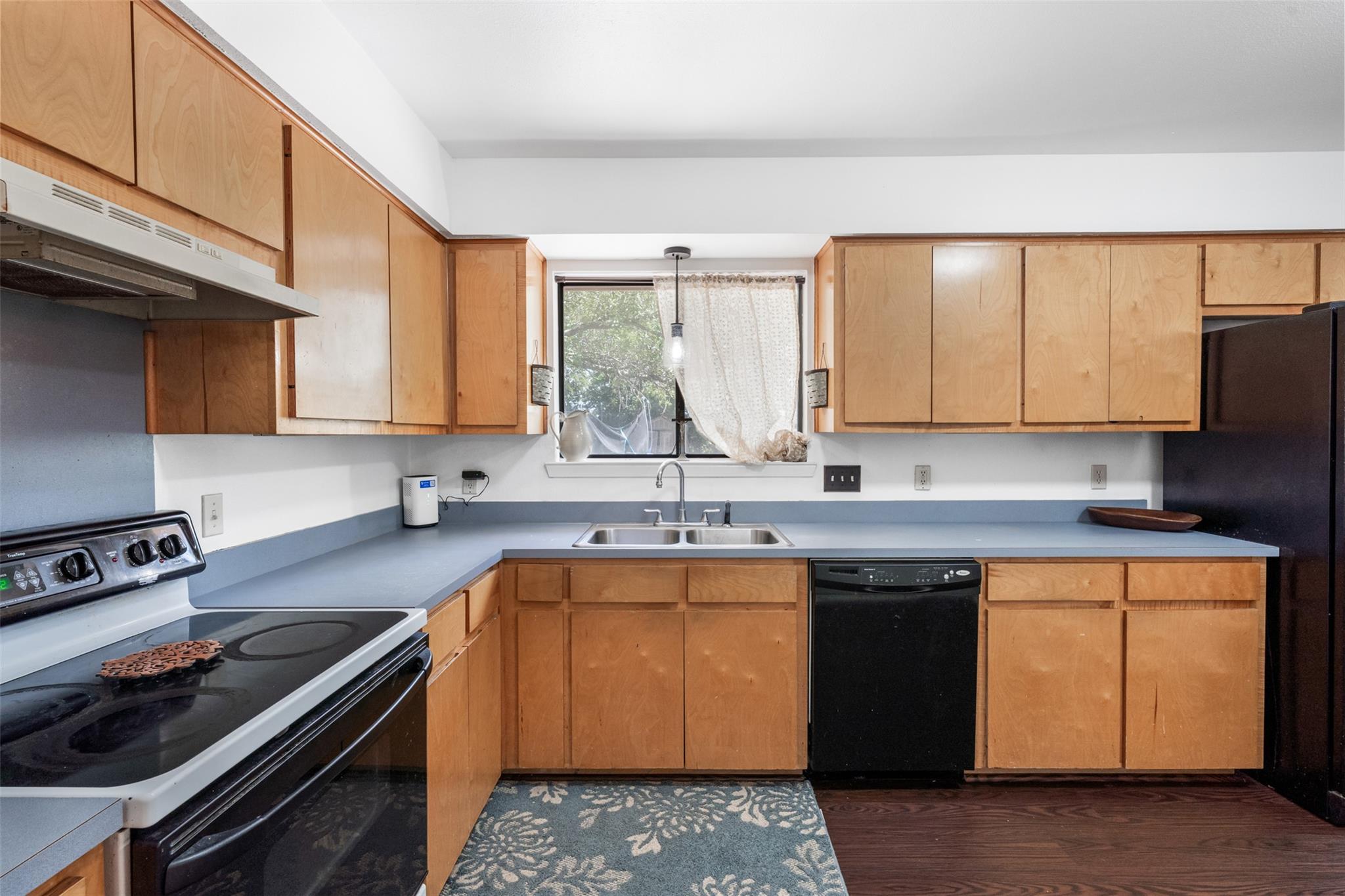 1405 Oak Park Ln, Salado, TX 76571