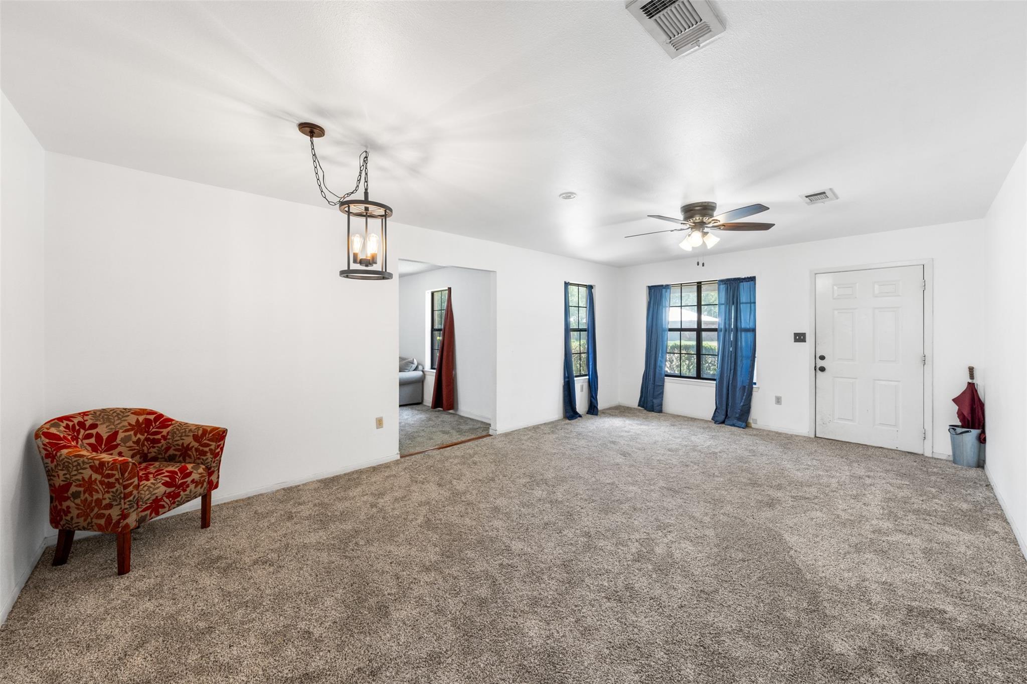 1405 Oak Park Ln, Salado, TX 76571