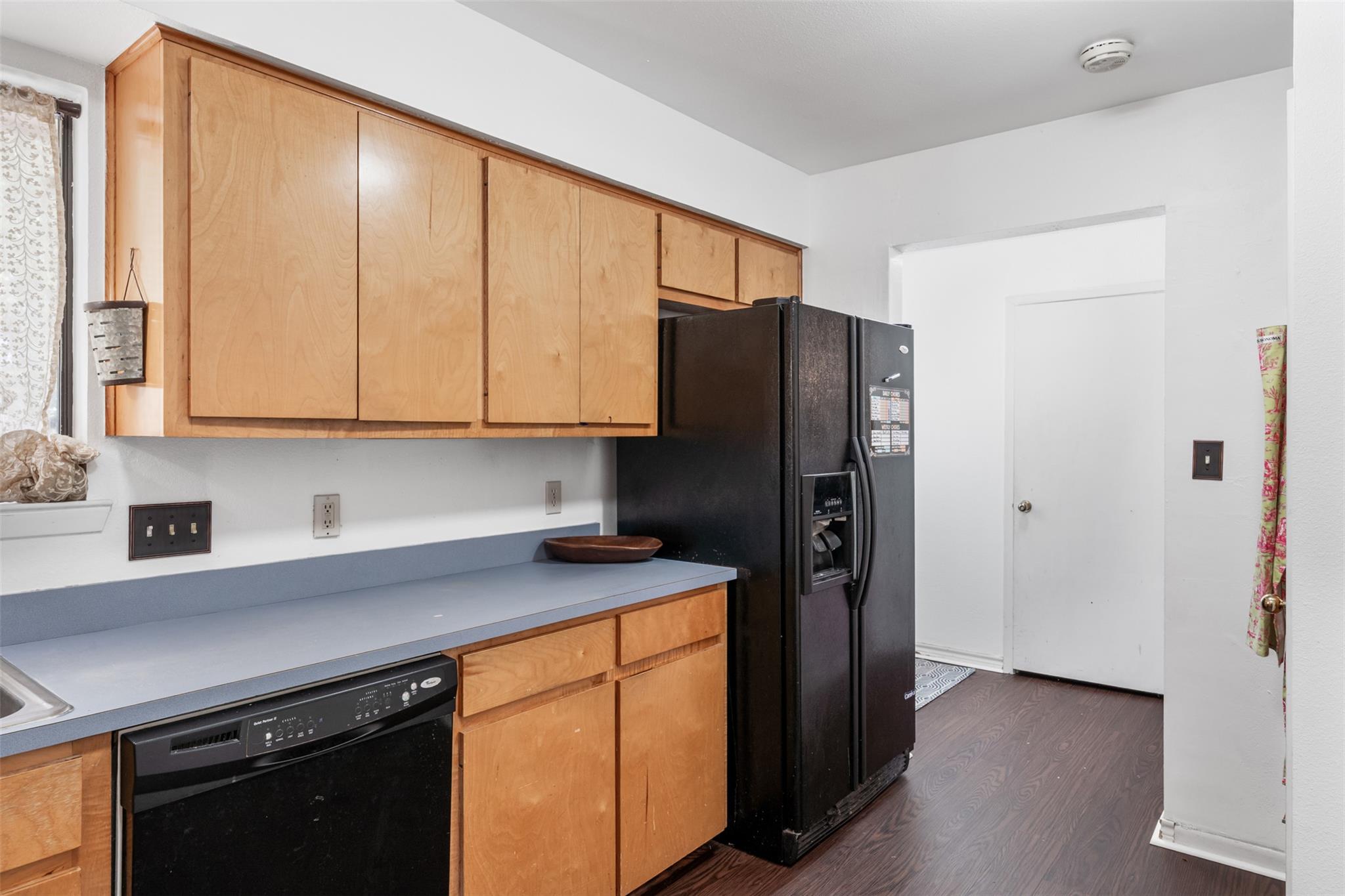 1405 Oak Park Ln, Salado, TX 76571