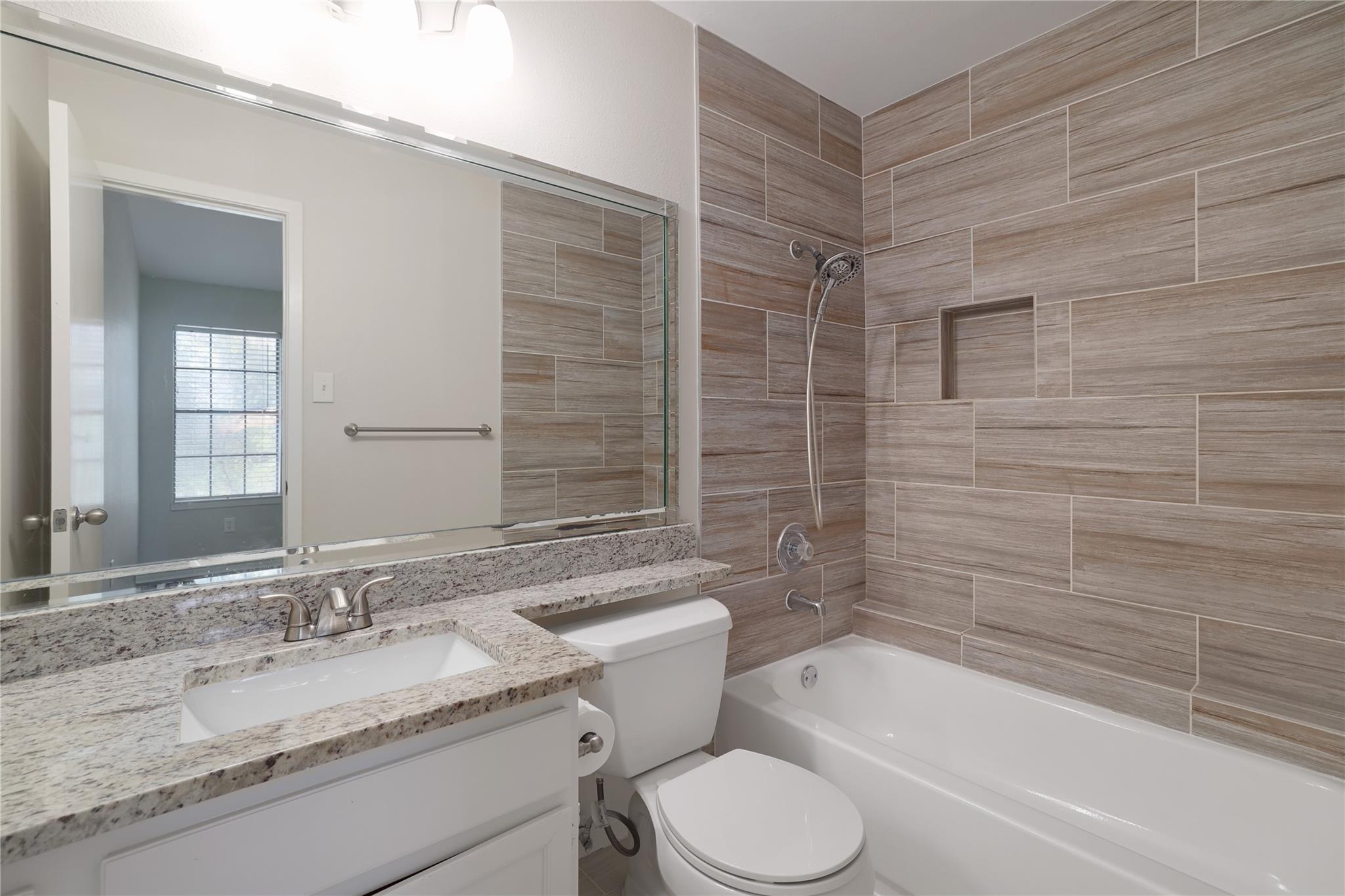 11404 Walnut Ridge Dr # 4, Austin, TX 78753