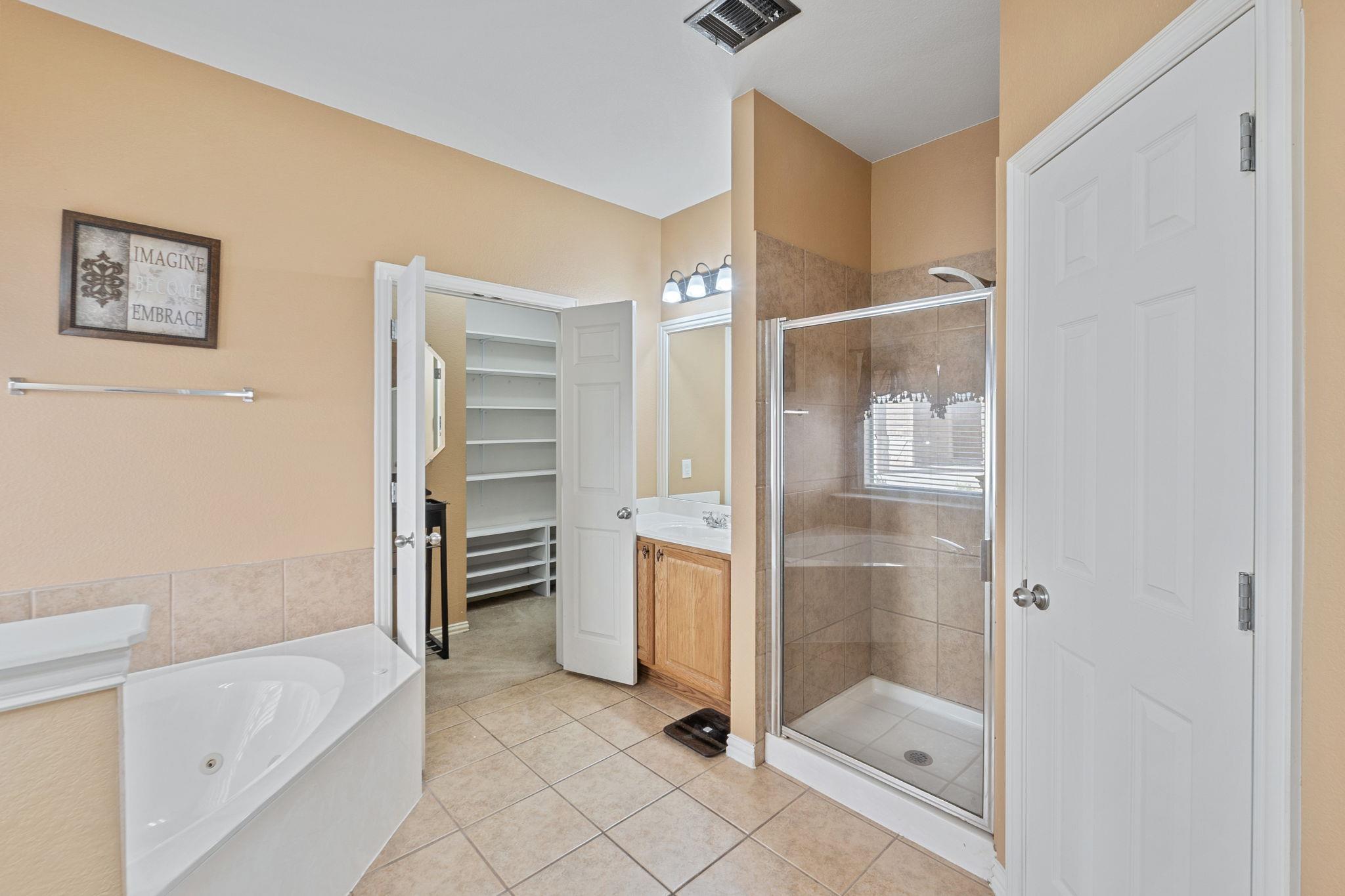 2415 Elkhorn Ranch Rd, Leander, TX 78641