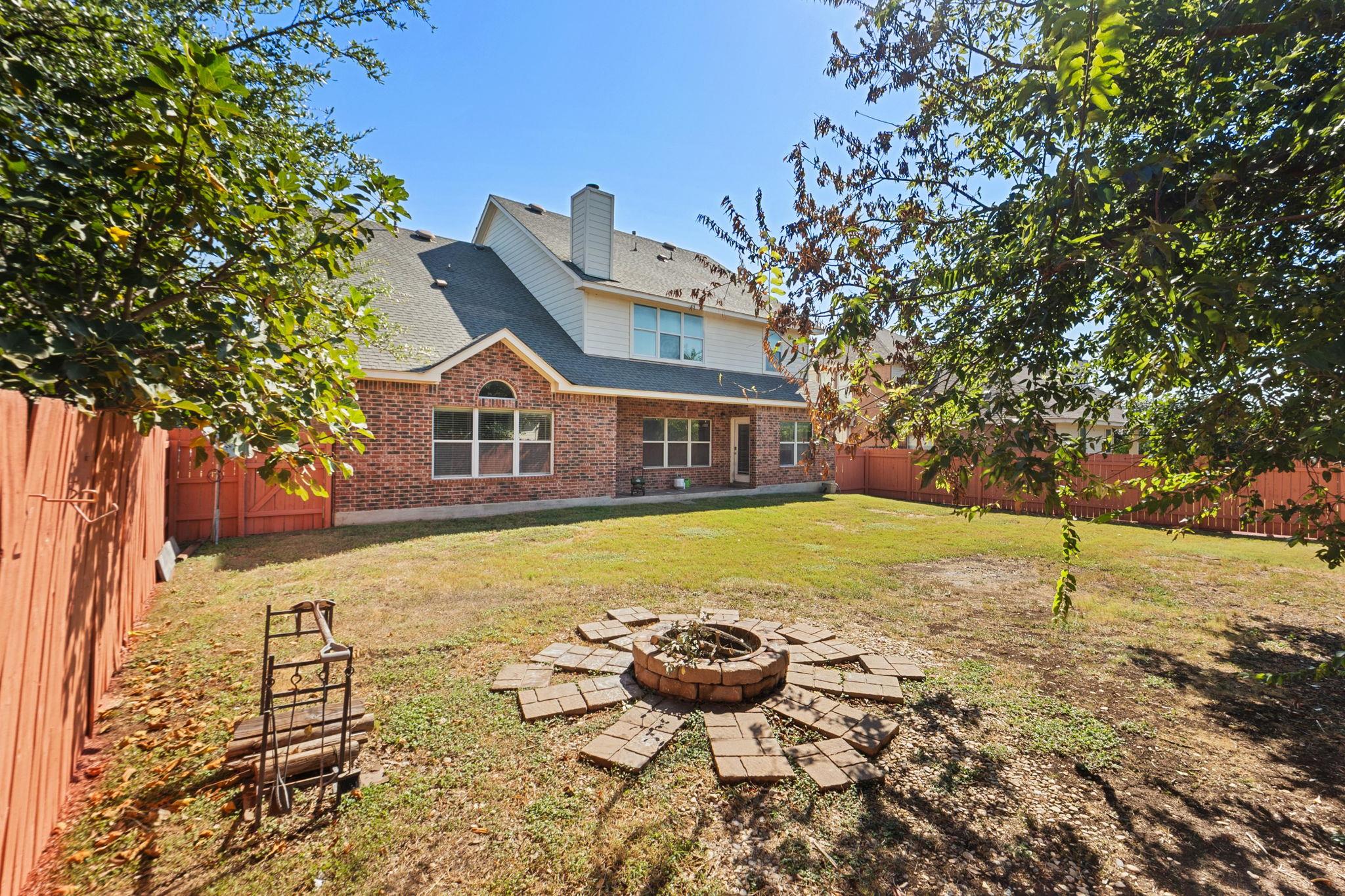 2415 Elkhorn Ranch Rd, Leander, TX 78641