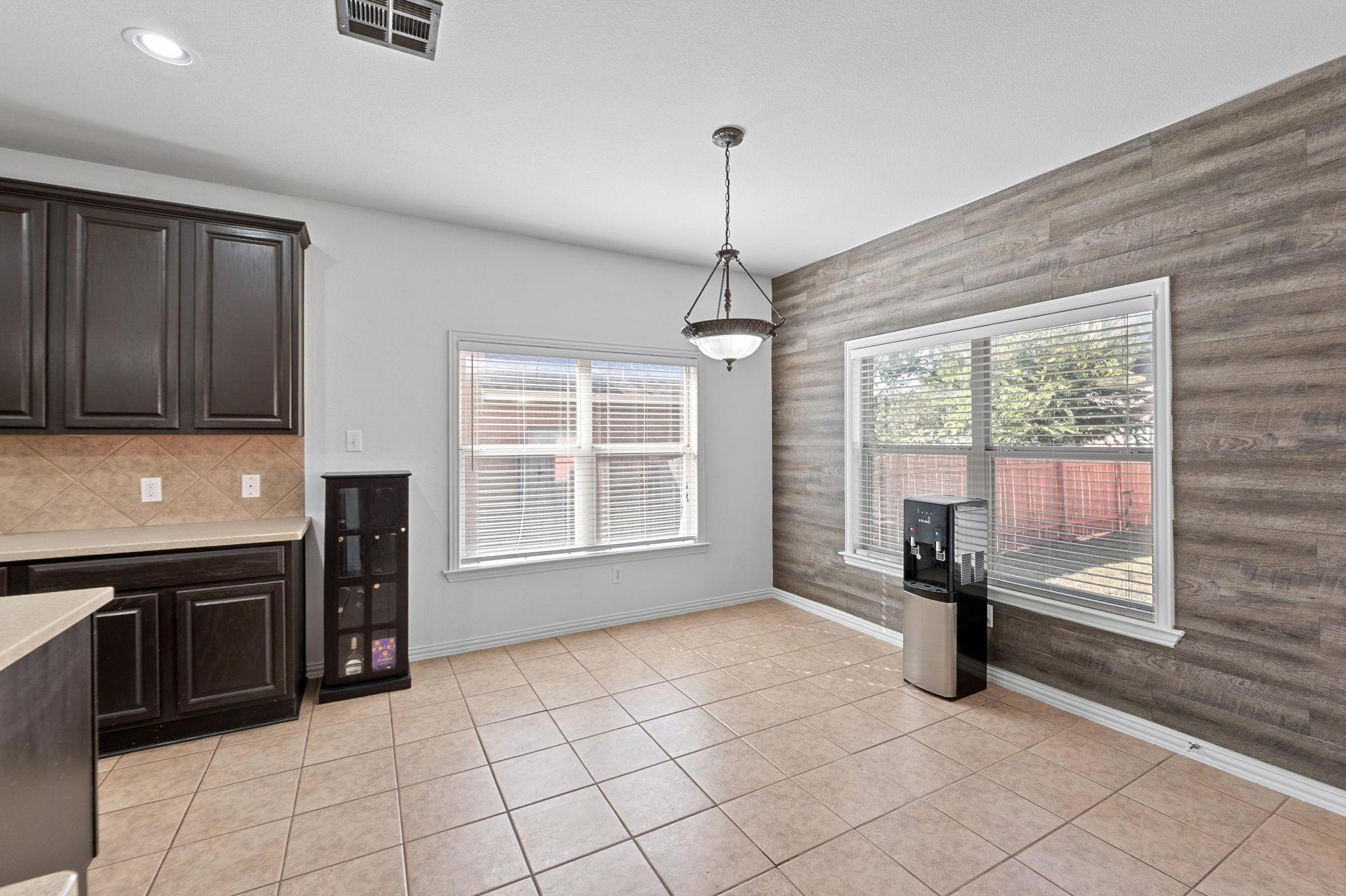 2415 Elkhorn Ranch Rd, Leander, TX 78641