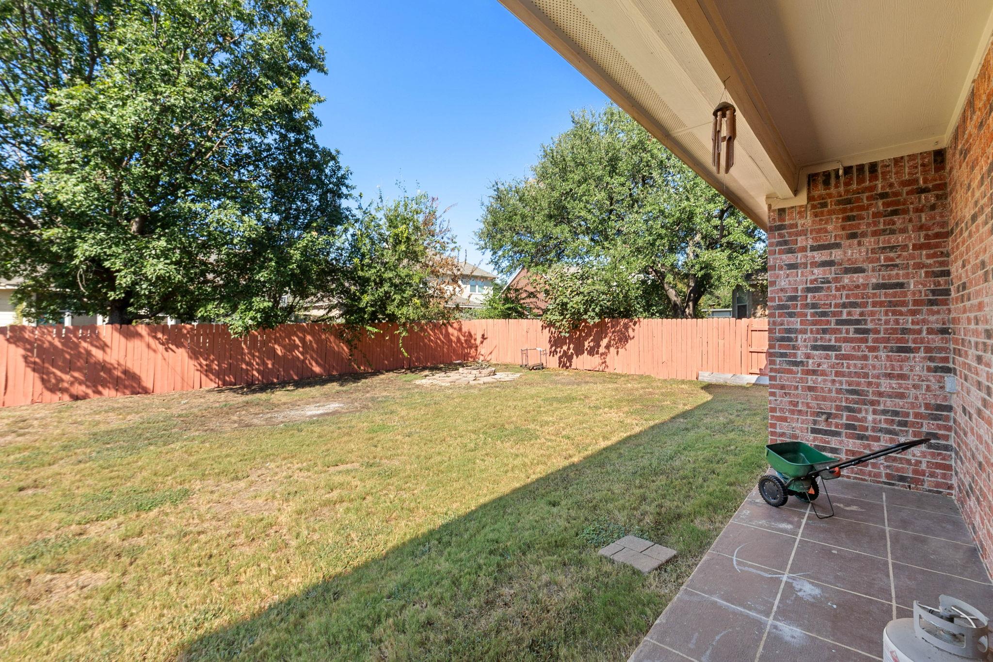 2415 Elkhorn Ranch Rd, Leander, TX 78641