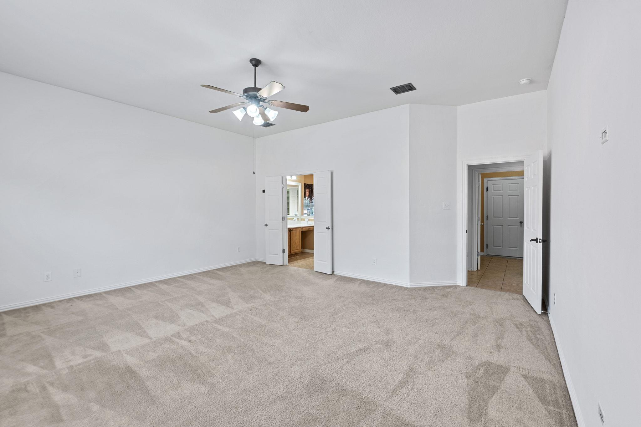 2415 Elkhorn Ranch Rd, Leander, TX 78641