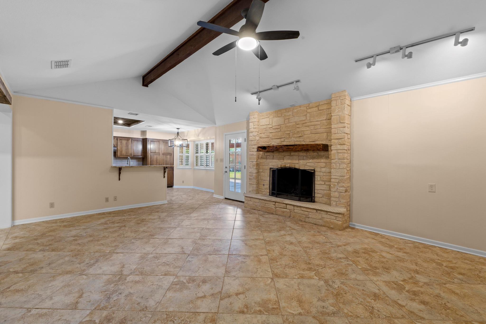 10305 Caracara Dr, Austin, TX 78750