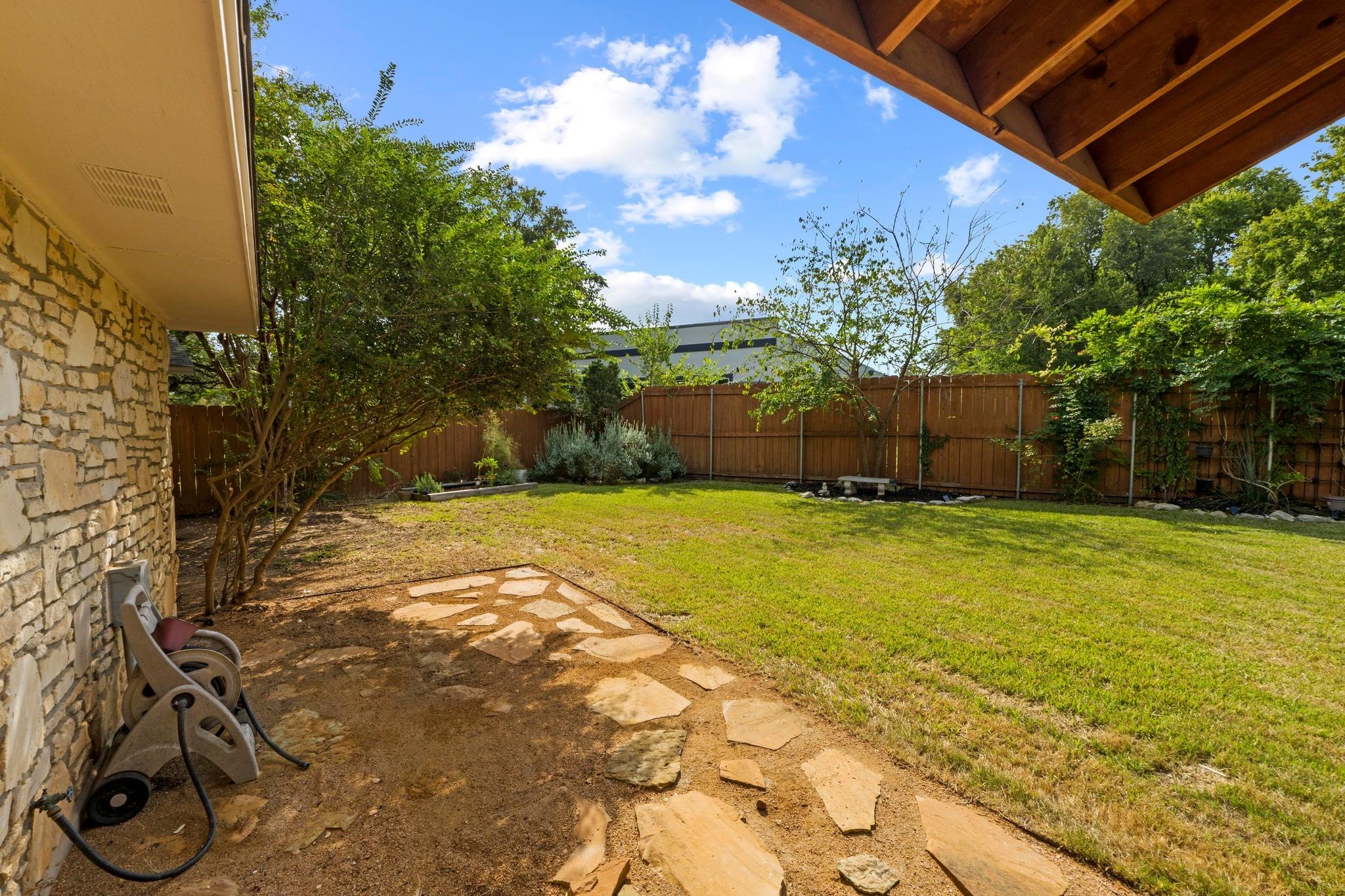 10305 Caracara Dr, Austin, TX 78750