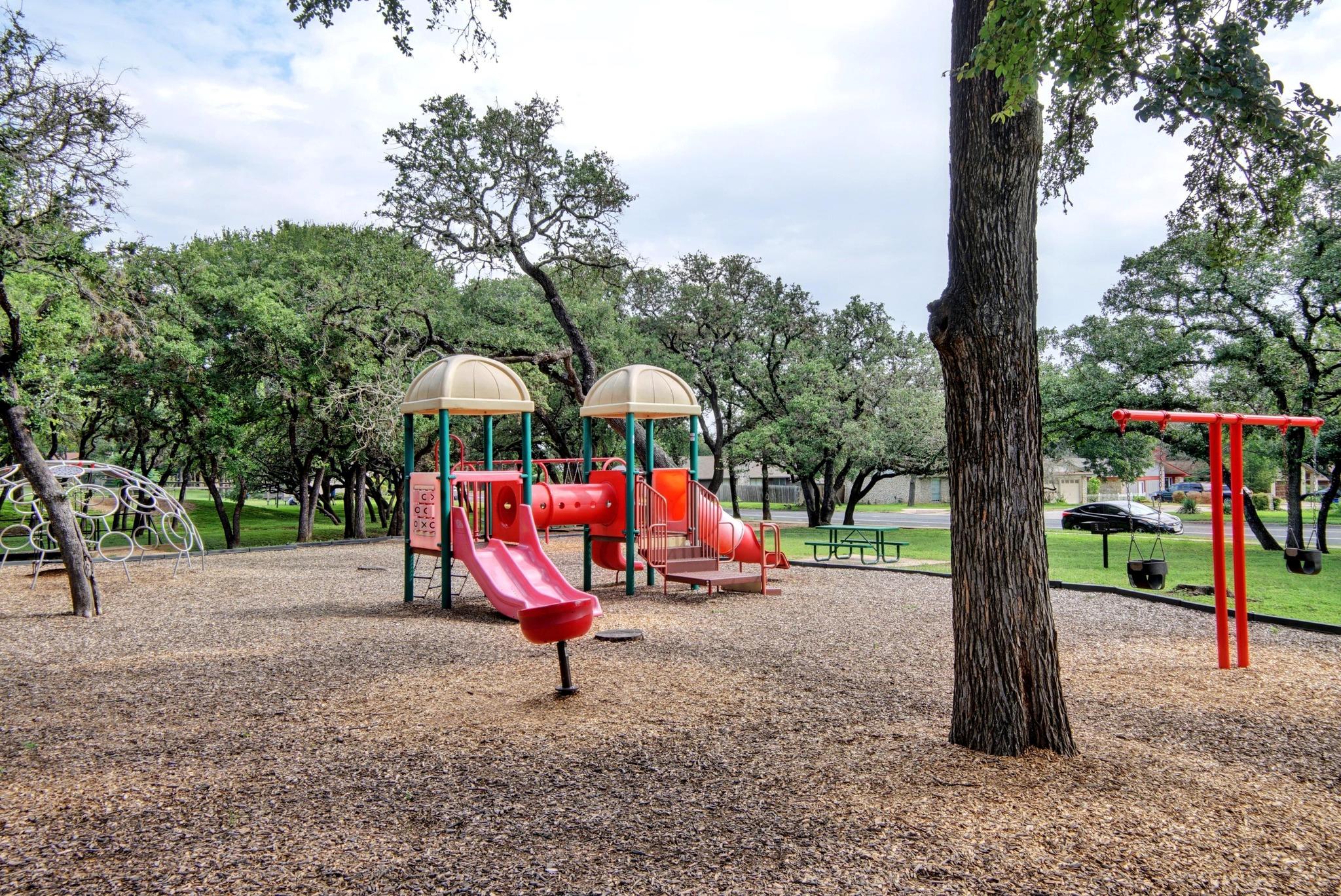 10305 Caracara Dr, Austin, TX 78750