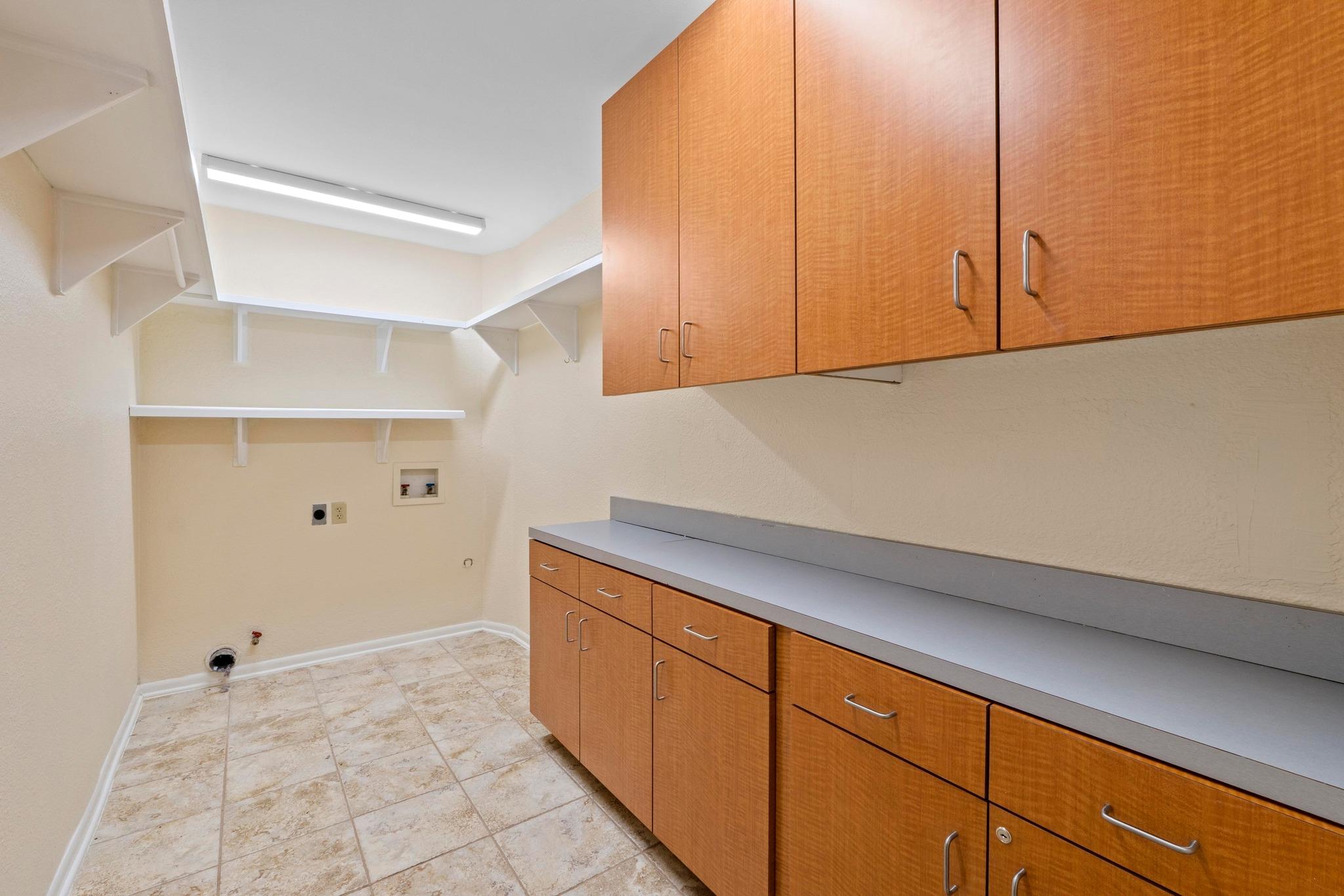 10305 Caracara Dr, Austin, TX 78750