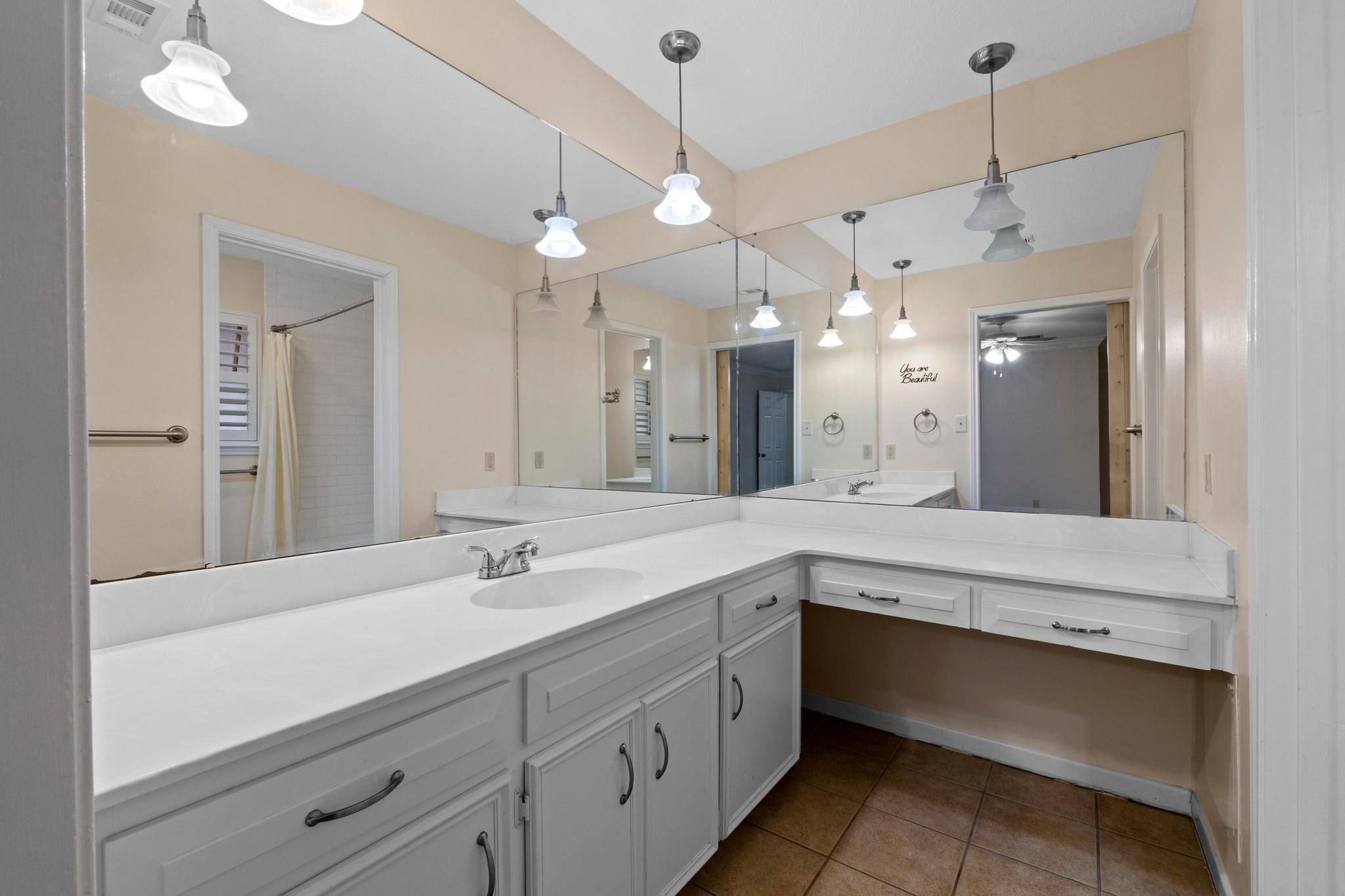 10305 Caracara Dr, Austin, TX 78750