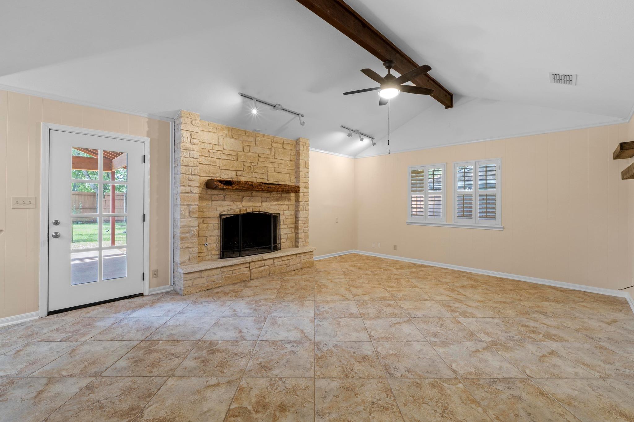 10305 Caracara Dr, Austin, TX 78750