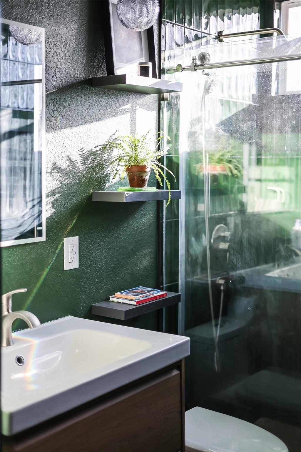 1918 County Road 203, Burnet, TX 78611