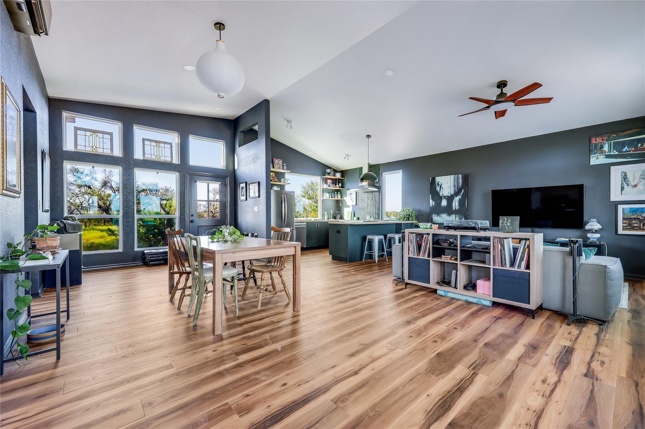 1918 County Road 203, Burnet, TX 78611