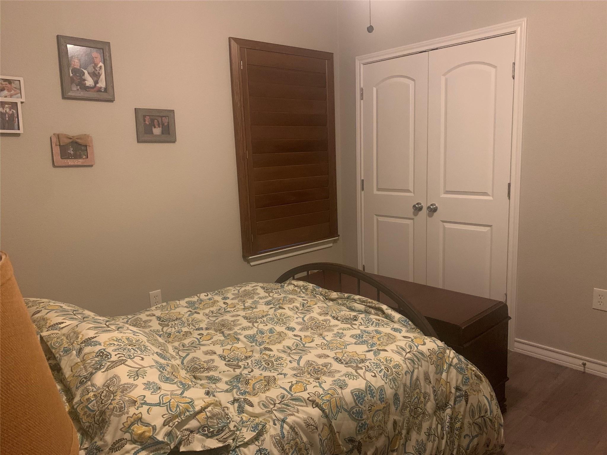 307 W Front Street St SW, Thorndale, TX 76577