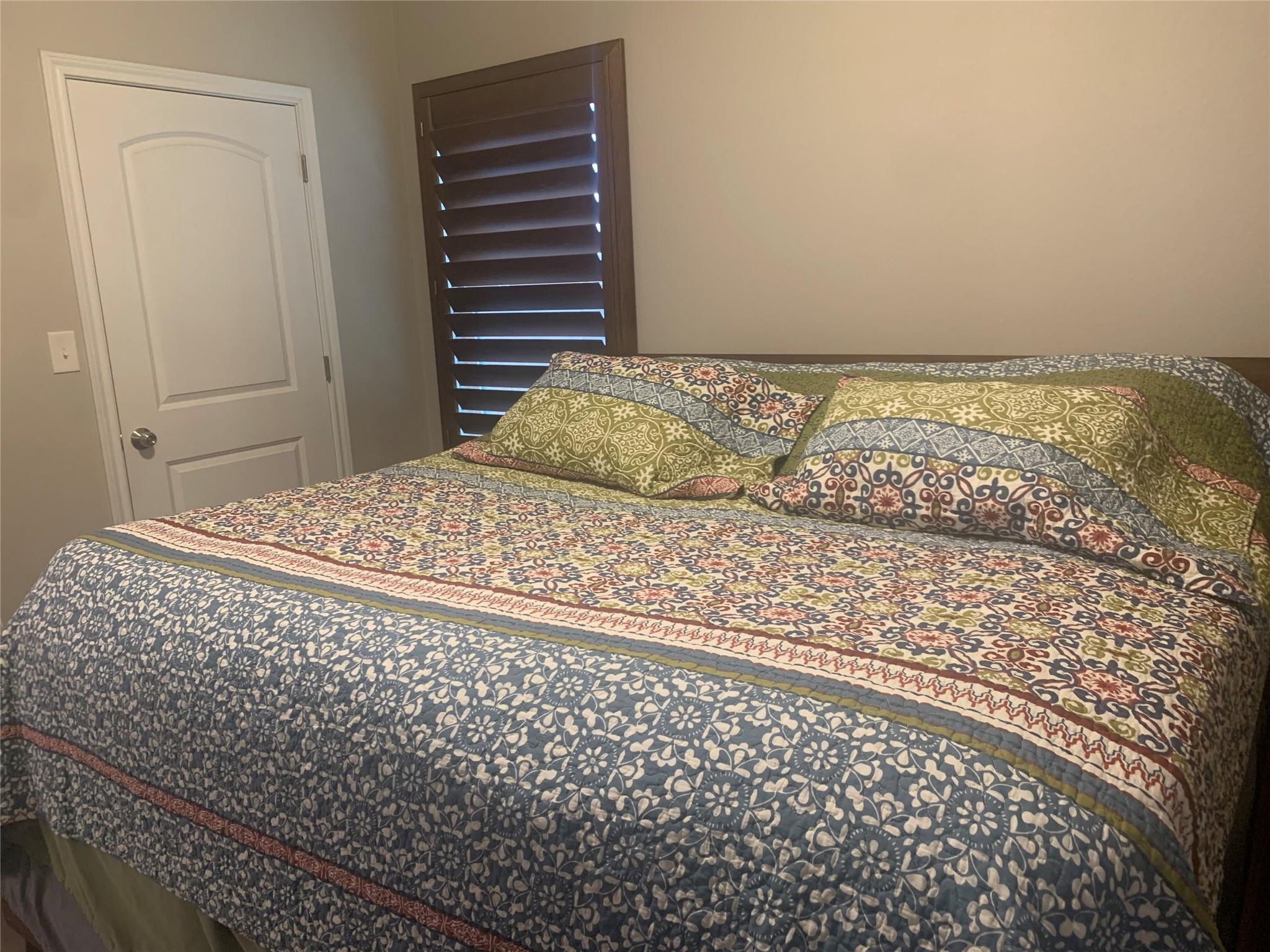 307 W Front Street St SW, Thorndale, TX 76577