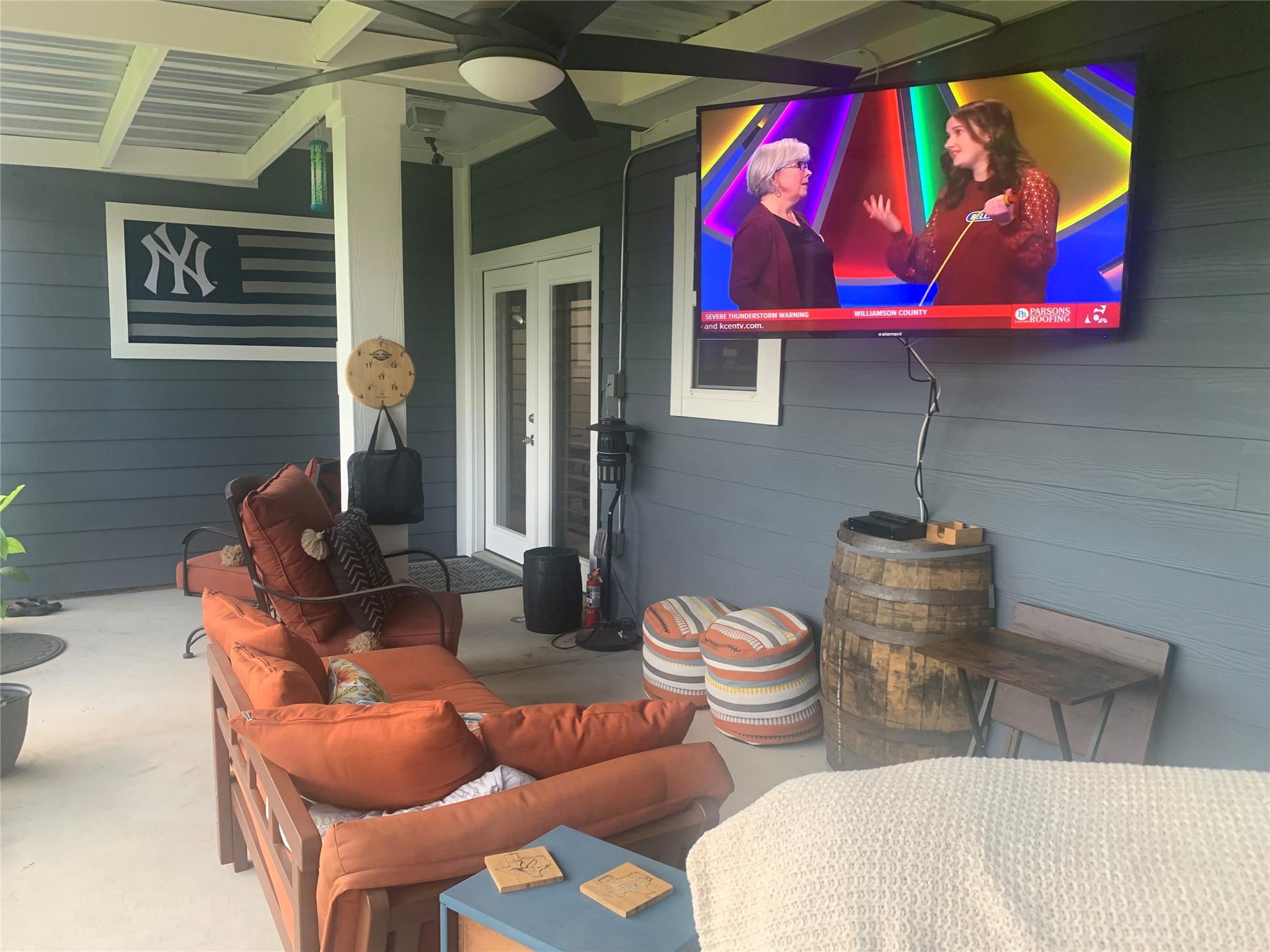 307 W Front Street St SW, Thorndale, TX 76577