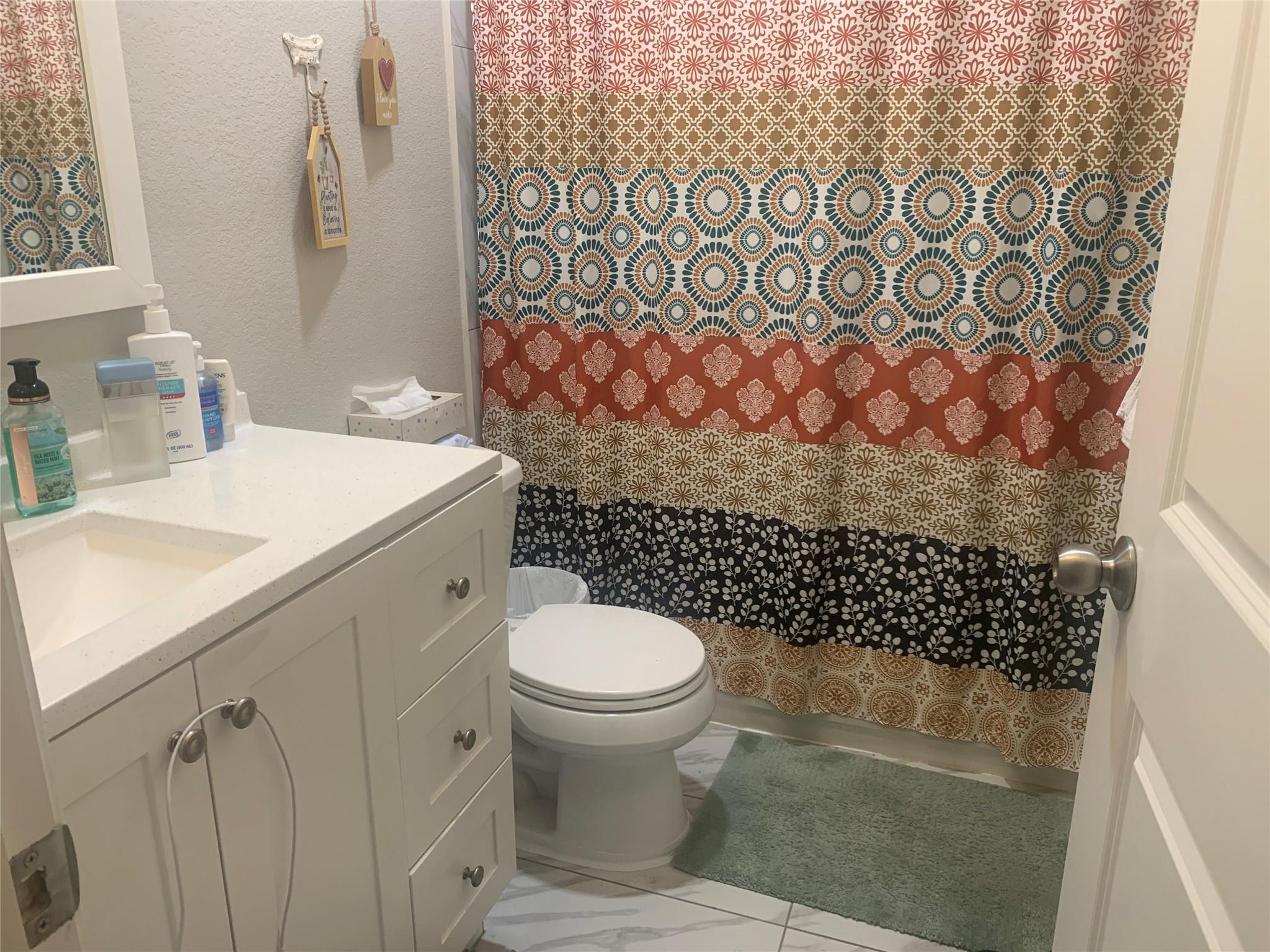 307 W Front Street St SW, Thorndale, TX 76577