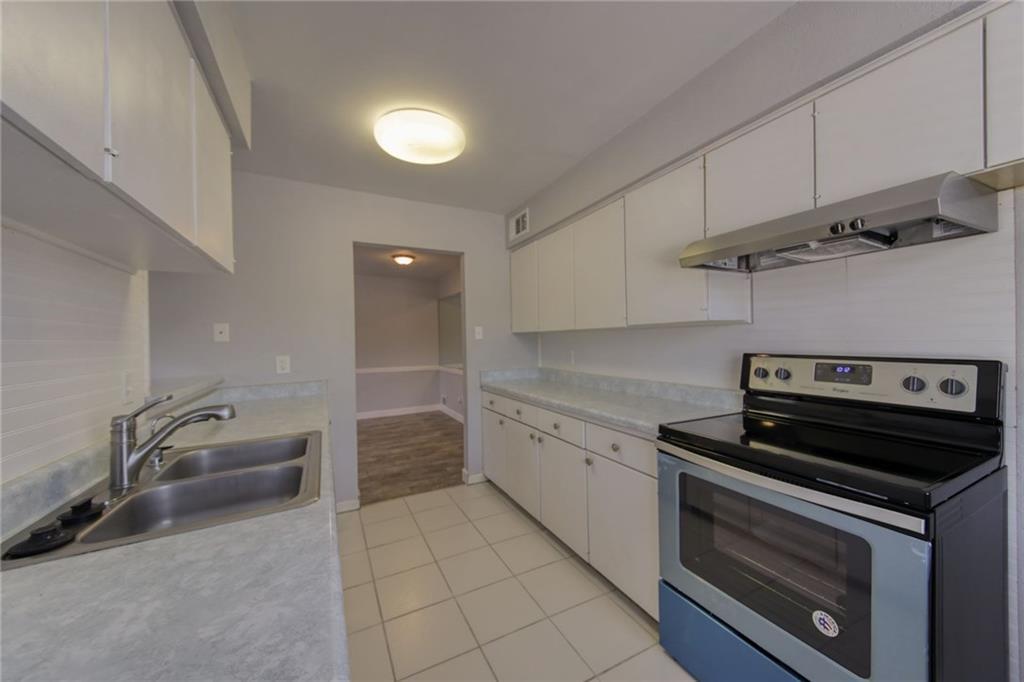 5801 Thunderbird St # B-20, Lago Vista, TX 78645