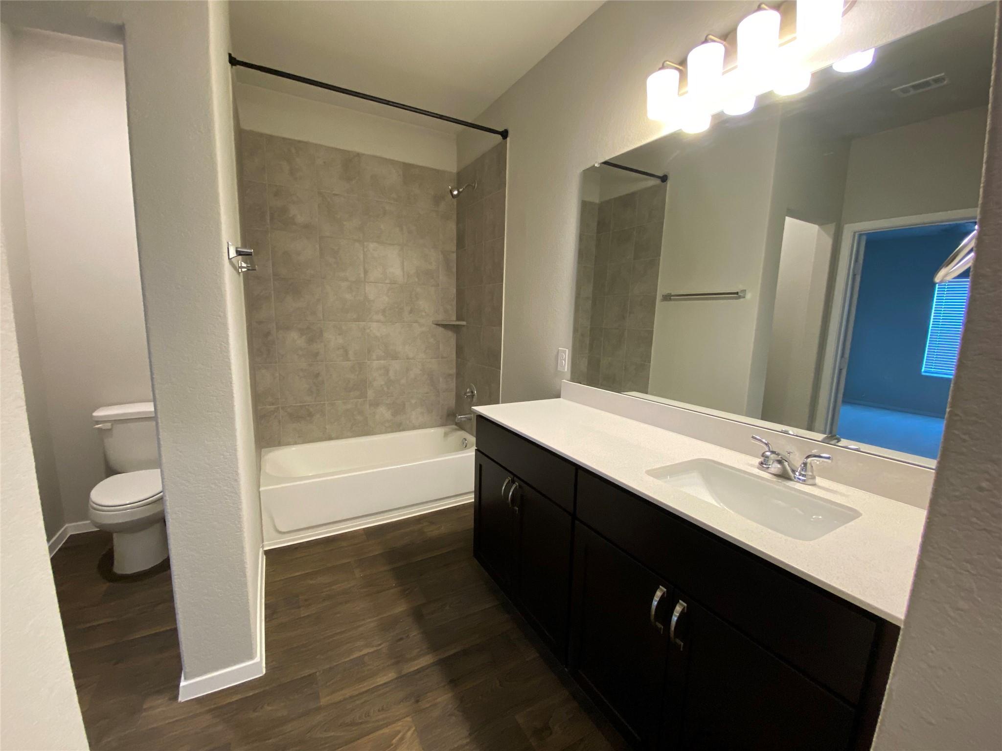 194 Heritage Mill Trl, Elgin, TX 78621