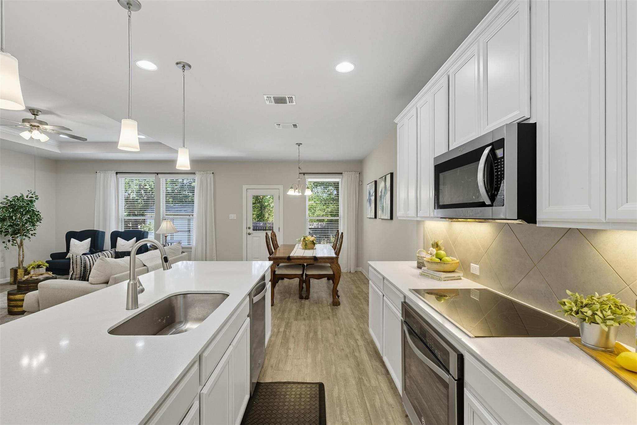 206 Quarry Rock Loop, Liberty Hill, TX 78642