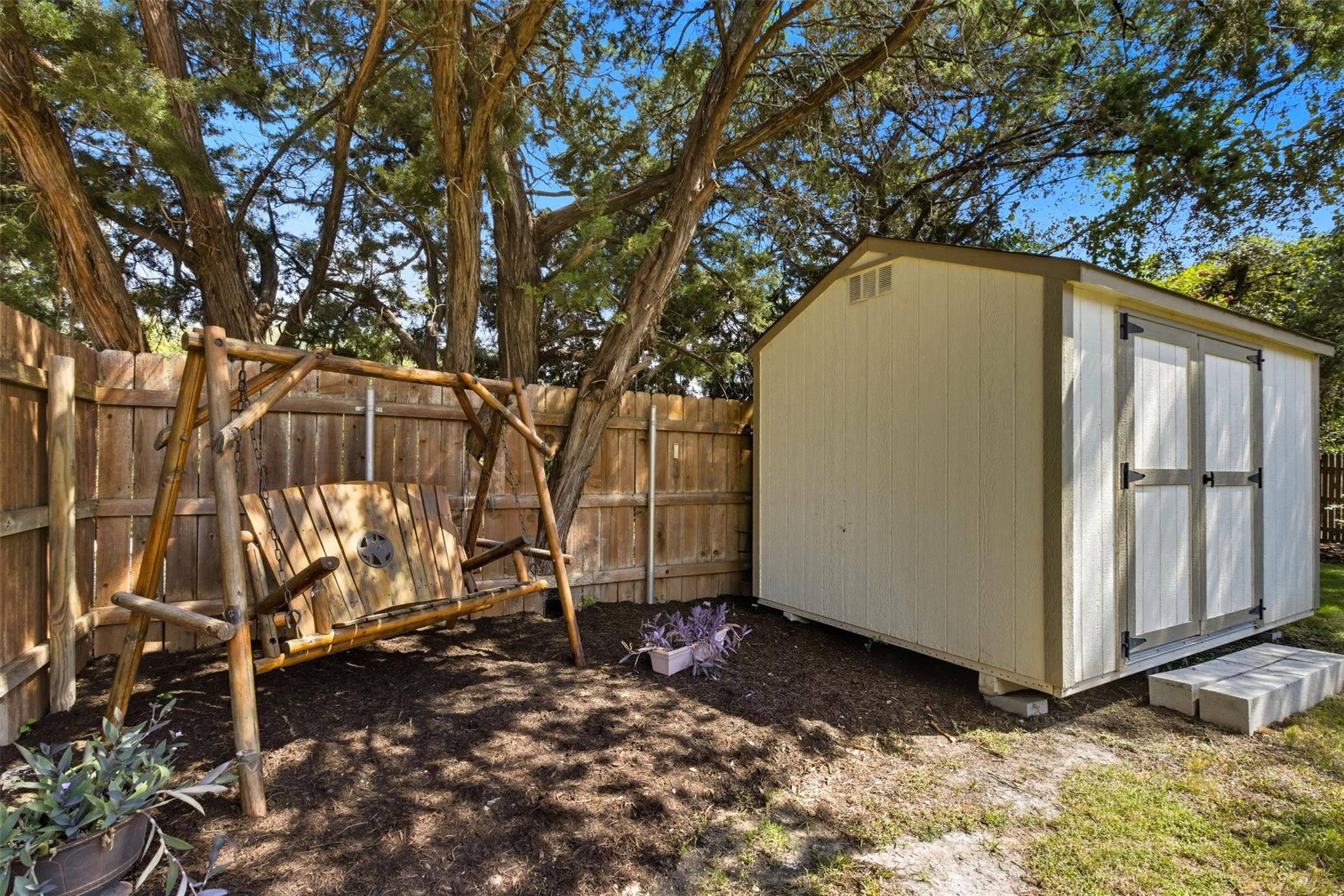 206 Quarry Rock Loop, Liberty Hill, TX 78642
