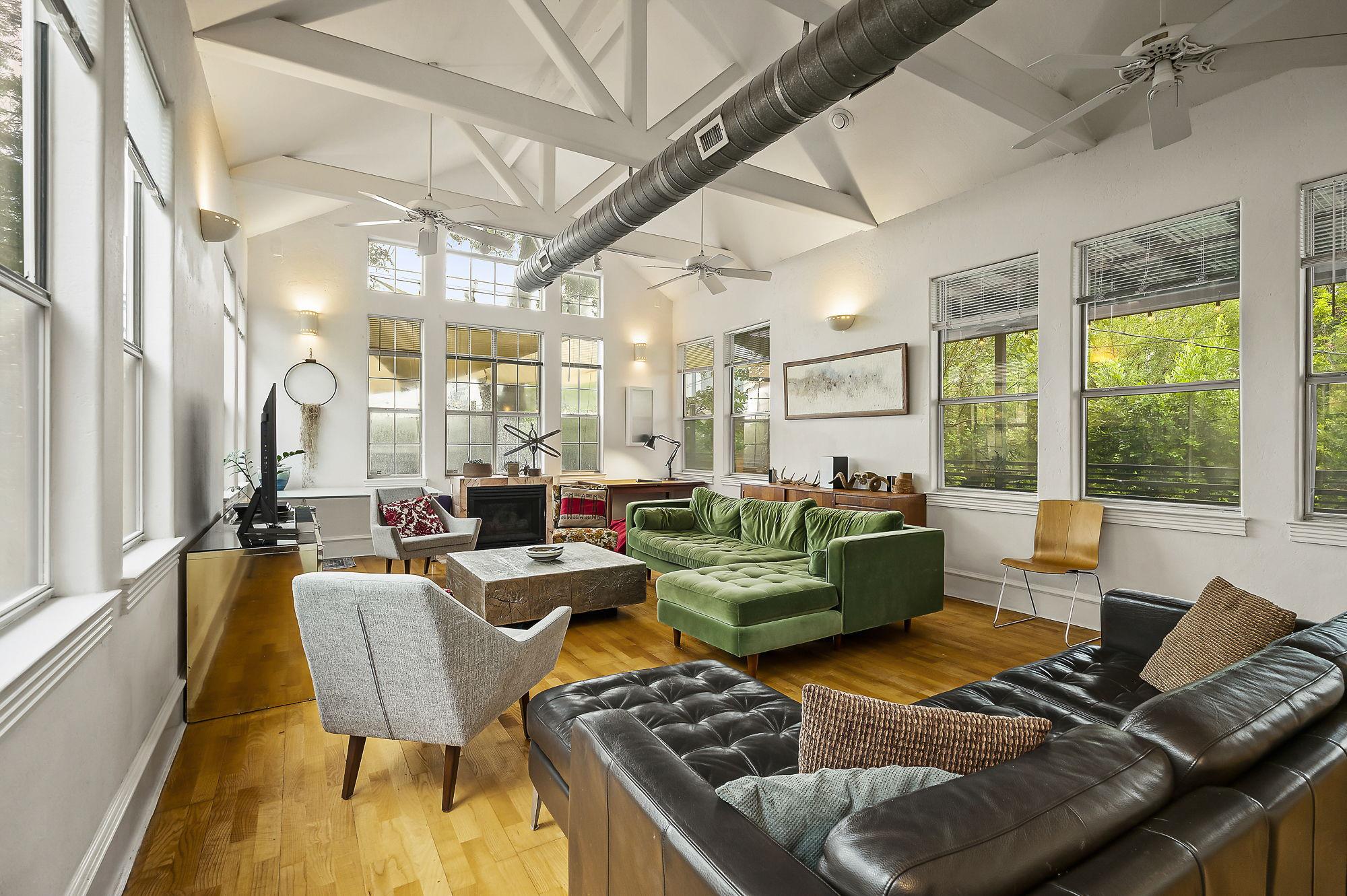 1007 E 8th St, Austin, TX 78702